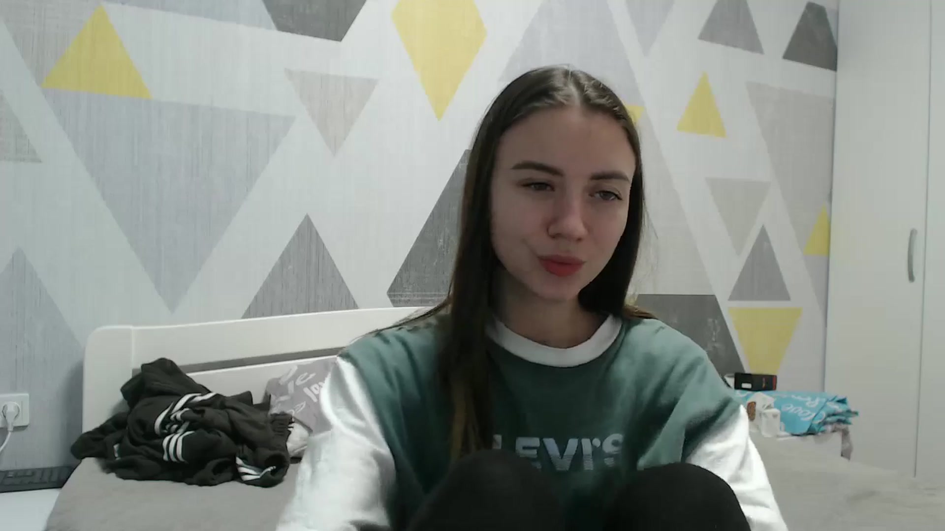 Gallery image thumbnail from Sulfate0's myfreecams stream on, 01/09/2026, 13:30 image 16 of 20