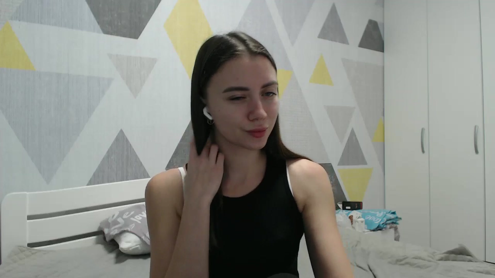 Gallery image thumbnail from Sulfate0's myfreecams stream on, 01/10/2026, 14:36 image 19 of 20