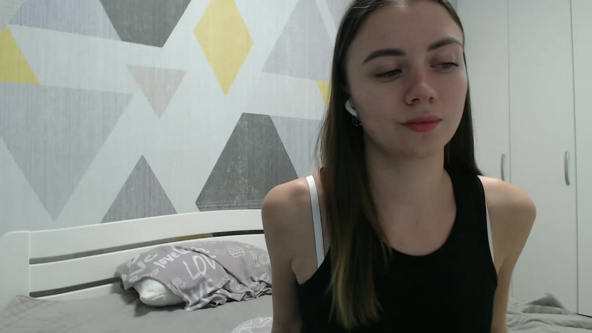 Gallery image thumbnail from Sulfate0's myfreecams stream on, 01/10/2026, 14:36 image 12 of 20
