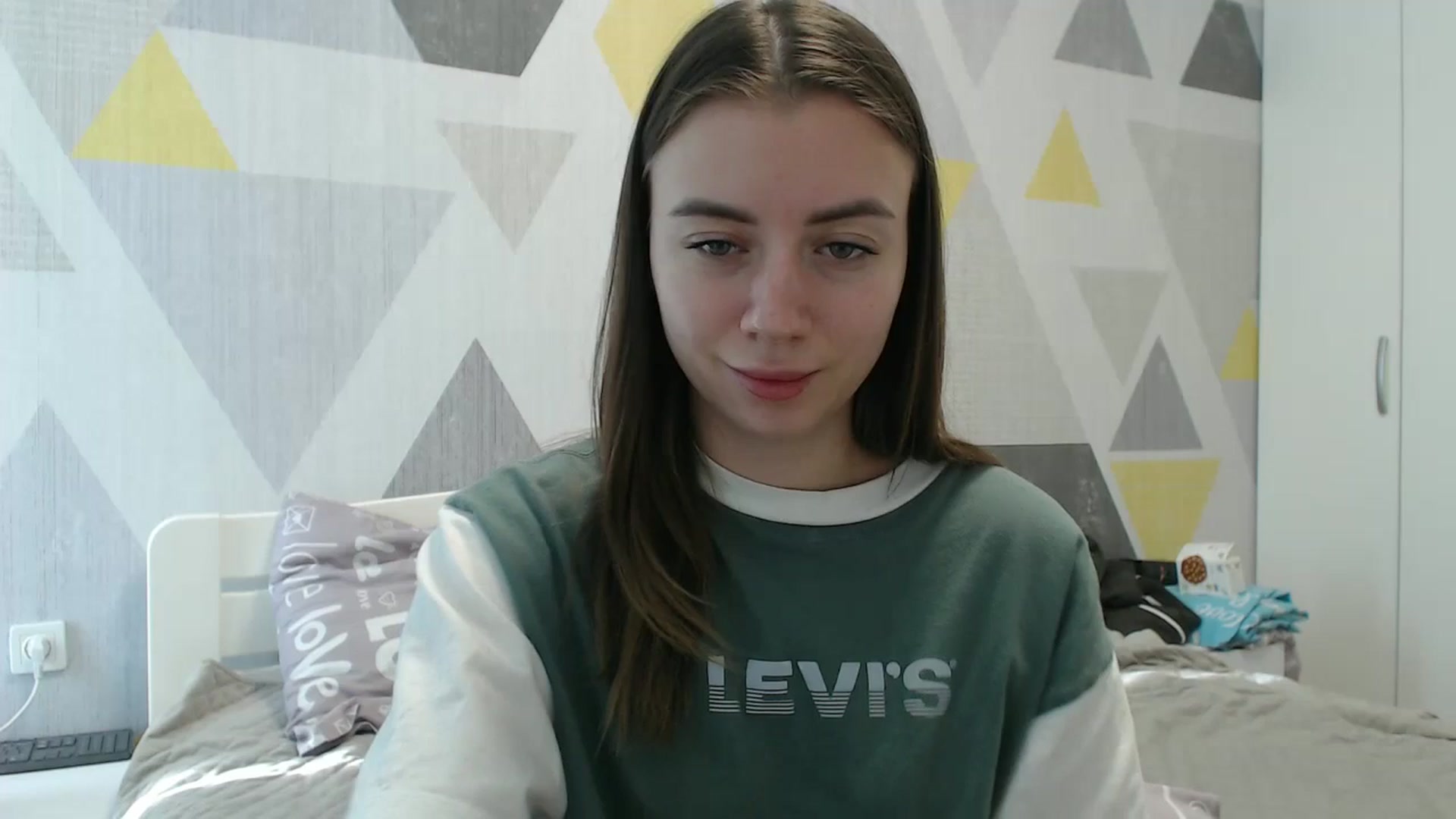 Gallery image thumbnail from Sulfate0's myfreecams stream on, 01/12/2026, 11:43 image 1 of 20