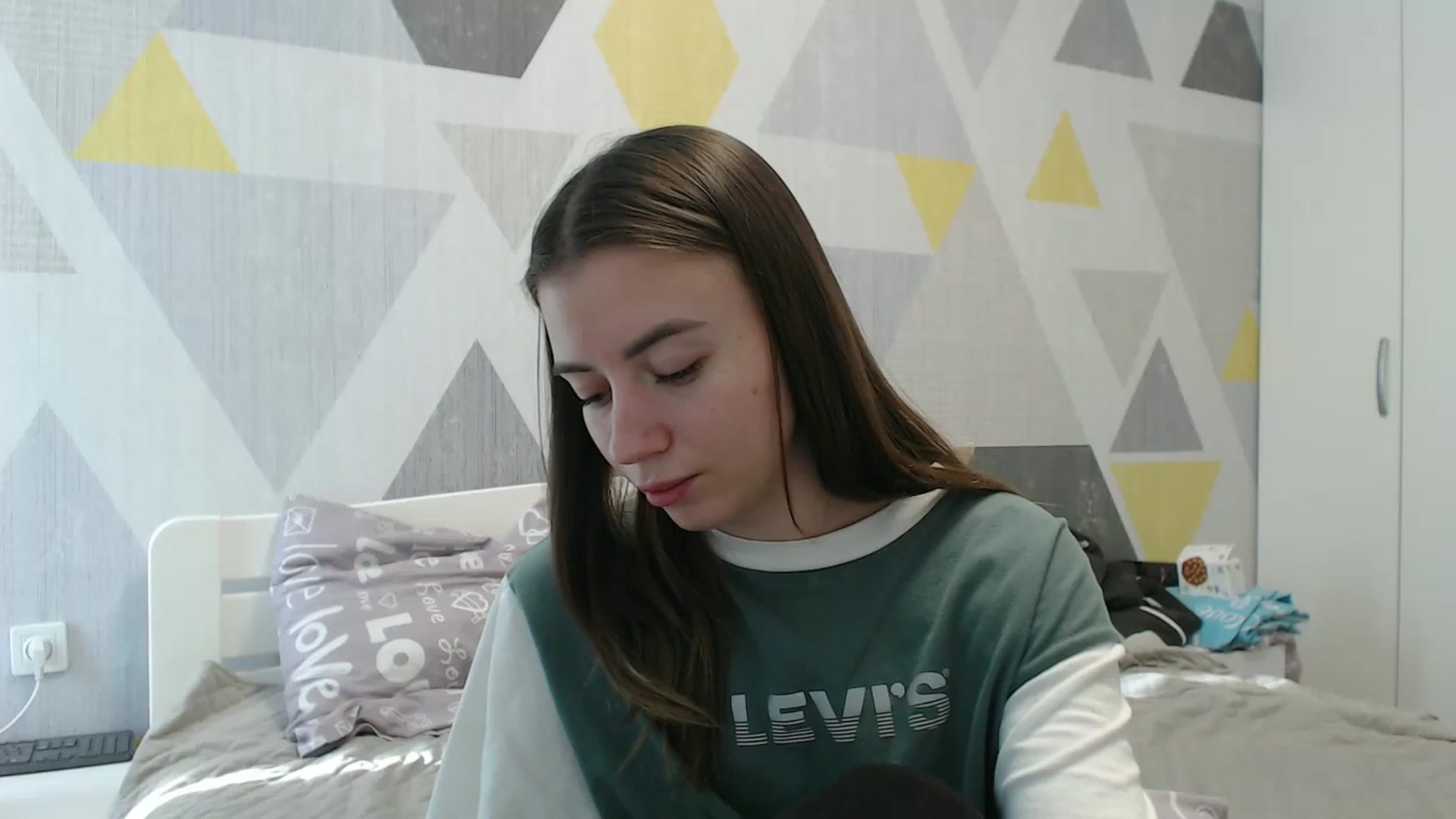 Gallery image thumbnail from Sulfate0's myfreecams stream on, 01/12/2026, 11:43 image 3 of 20