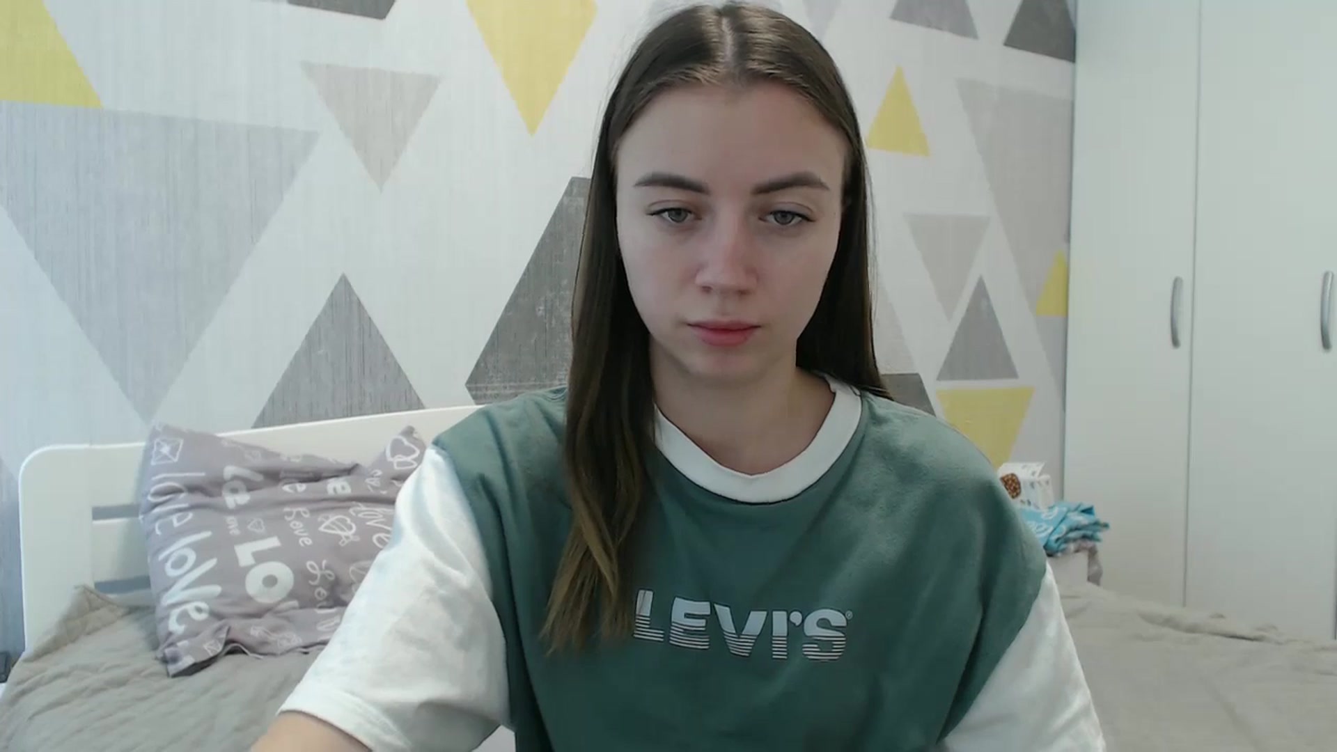 Gallery image thumbnail from Sulfate0's myfreecams stream on, 01/12/2026, 12:07 image 12 of 20
