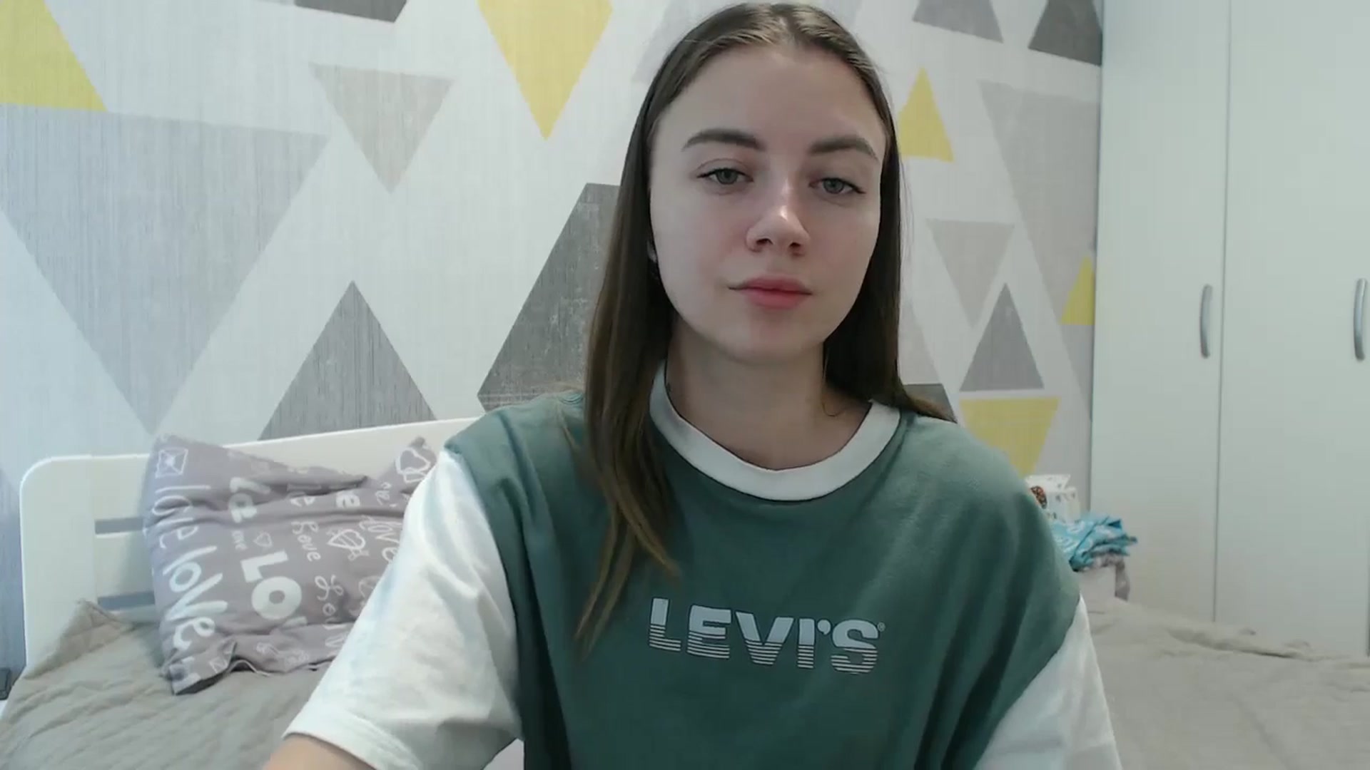 Gallery image thumbnail from Sulfate0's myfreecams stream on, 01/12/2026, 12:07 image 6 of 20