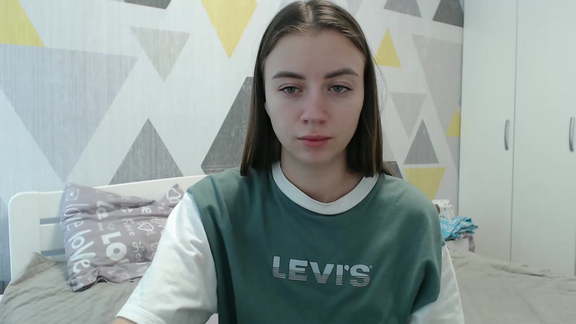 Gallery image thumbnail from Sulfate0's myfreecams stream on, 01/12/2026, 12:07 image 1 of 20