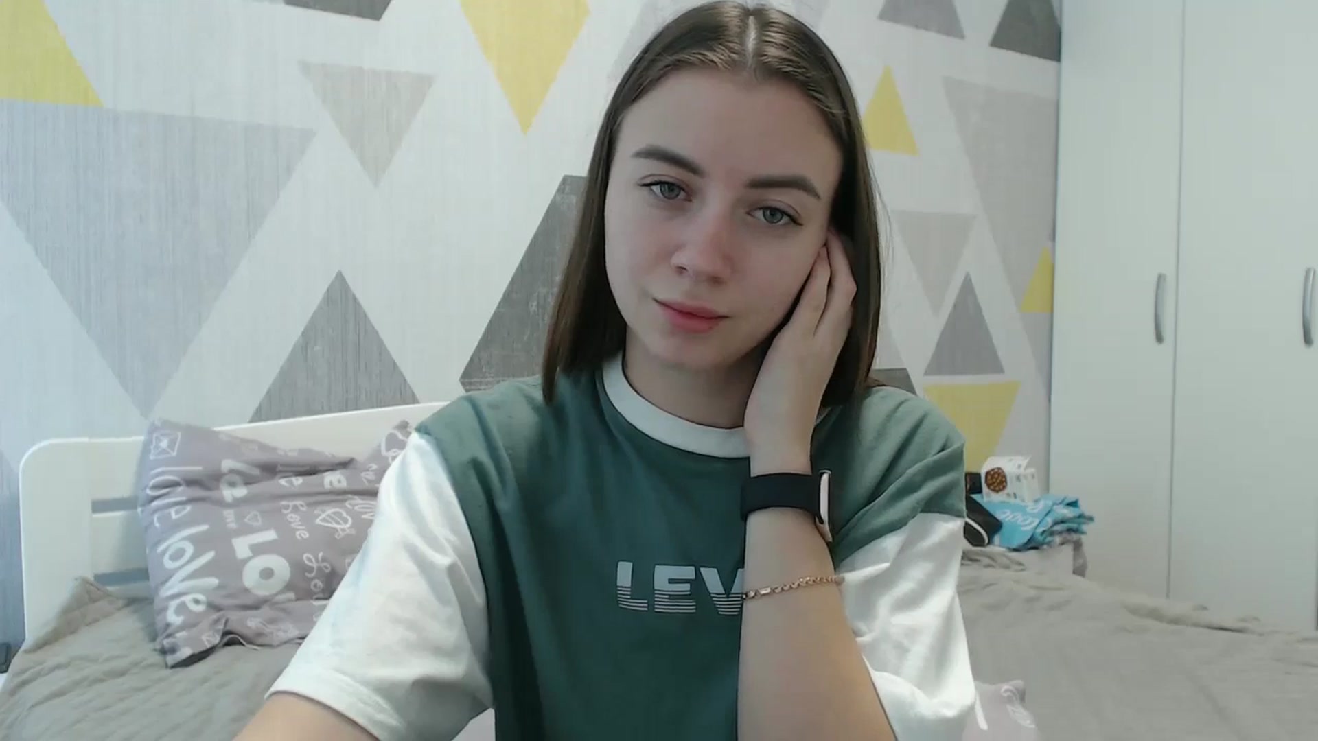 Gallery image thumbnail from Sulfate0's myfreecams stream on, 01/12/2026, 12:07 image 4 of 20