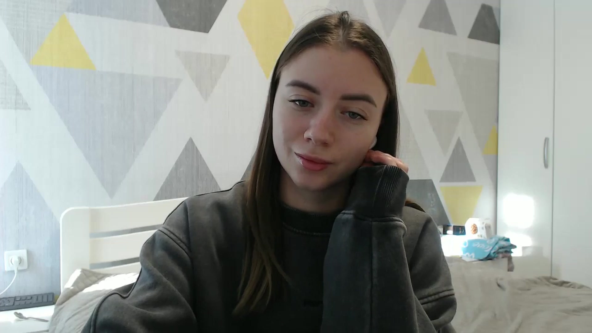 Gallery image thumbnail from Sulfate0's myfreecams stream on, 01/14/2026, 10:57 image 7 of 20