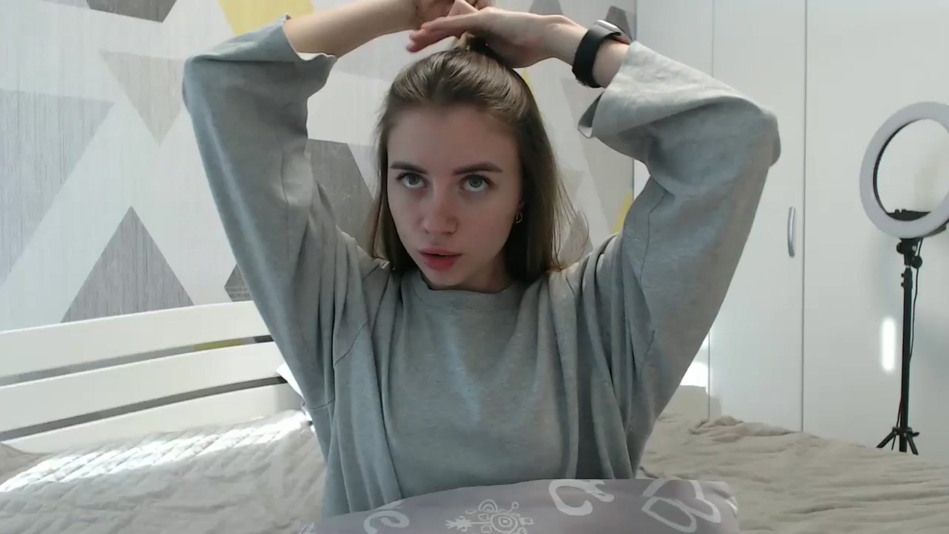 Gallery image thumbnail from Sulfate0's myfreecams stream on, 01/16/2026, 10:50 image 2 of 20