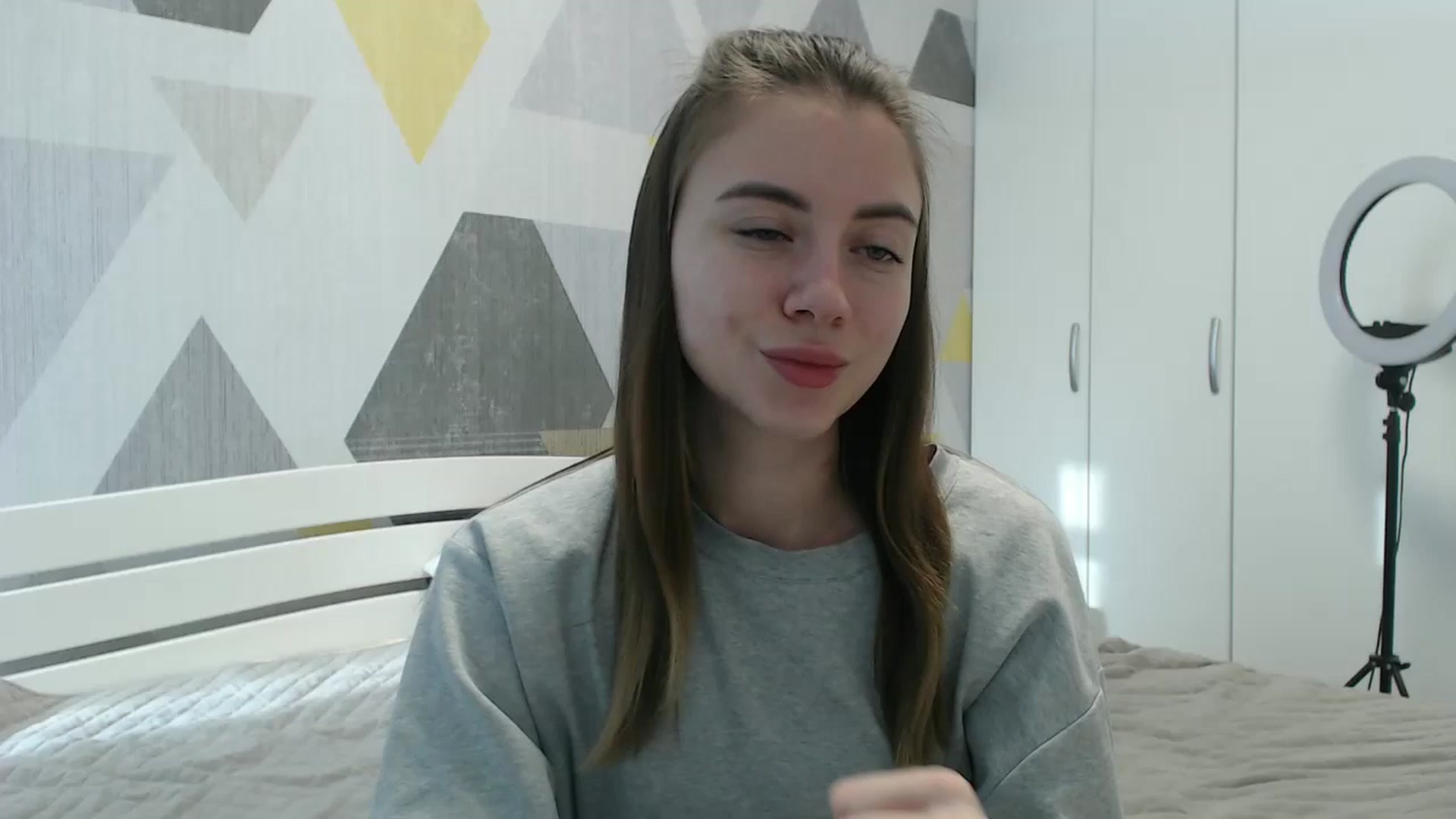 Gallery image thumbnail from Sulfate0's myfreecams stream on, 01/16/2026, 10:50 image 8 of 20