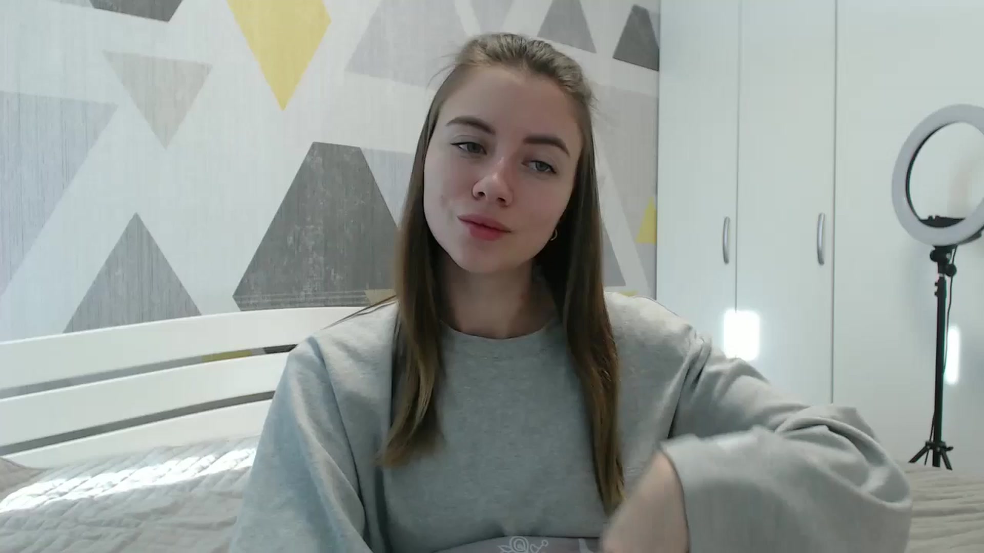Gallery image thumbnail from Sulfate0's myfreecams stream on, 01/16/2026, 10:50 image 14 of 20