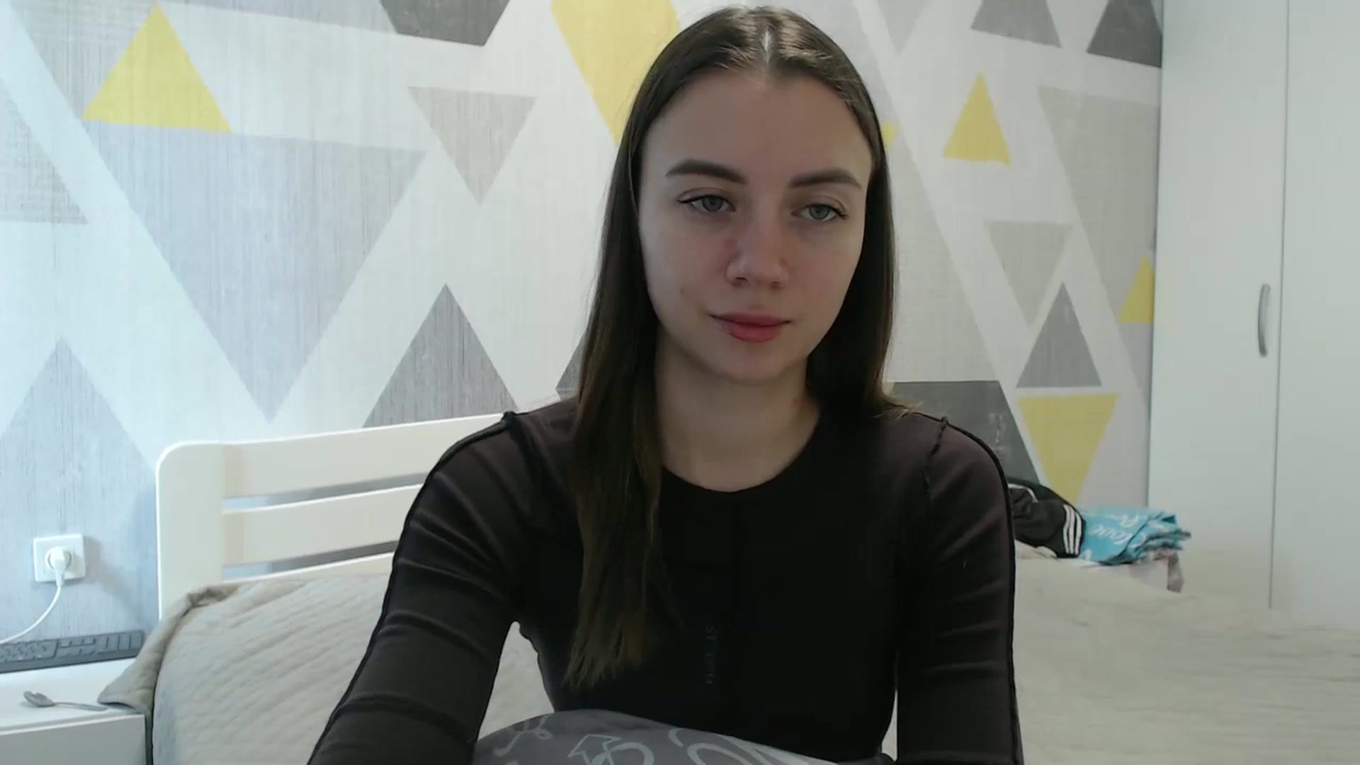 Gallery image thumbnail from Sulfate0's myfreecams stream on, 01/17/2026, 09:31 image 18 of 20