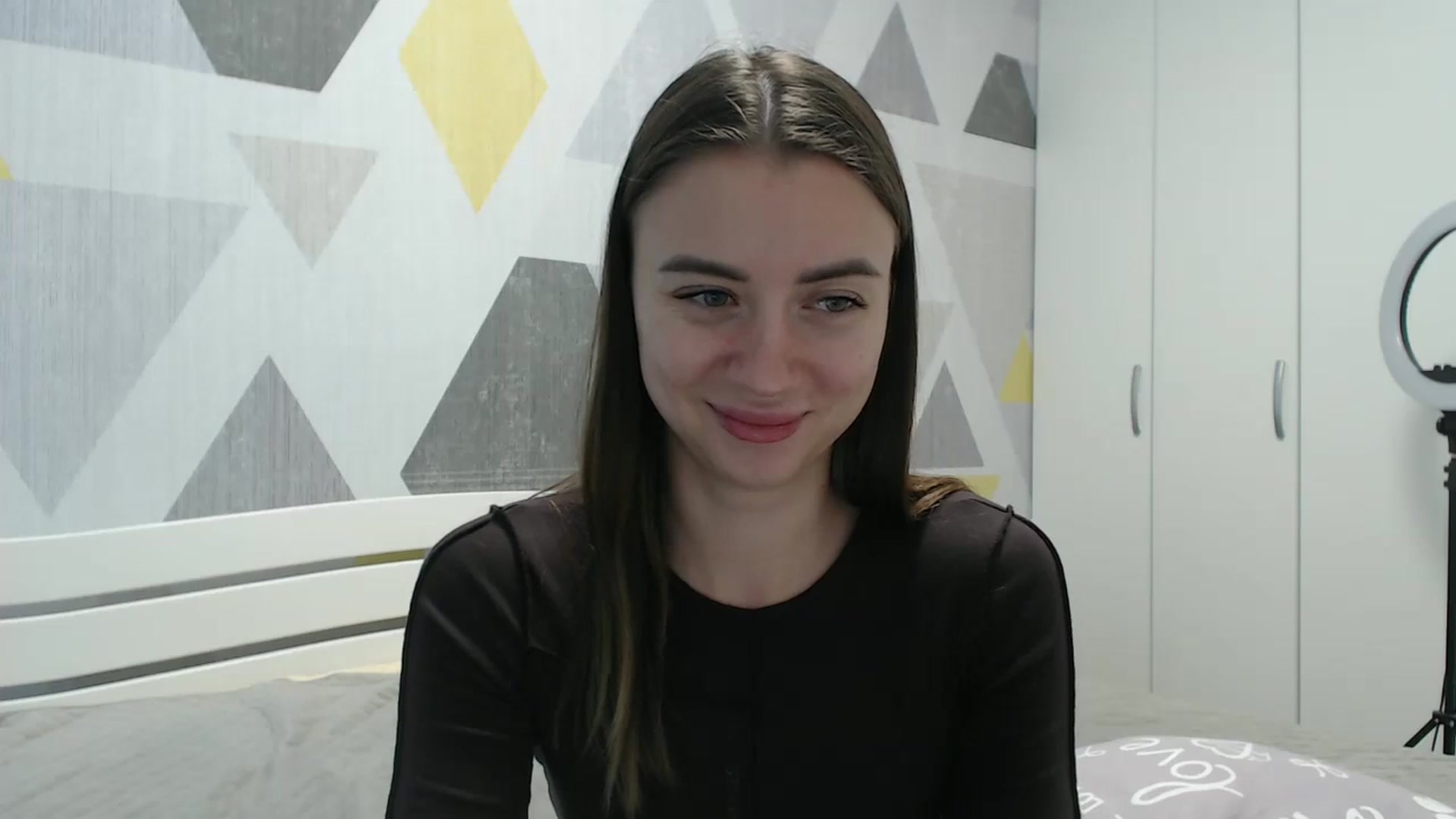Gallery image thumbnail from Sulfate0's myfreecams stream on, 01/17/2026, 11:37 image 18 of 20