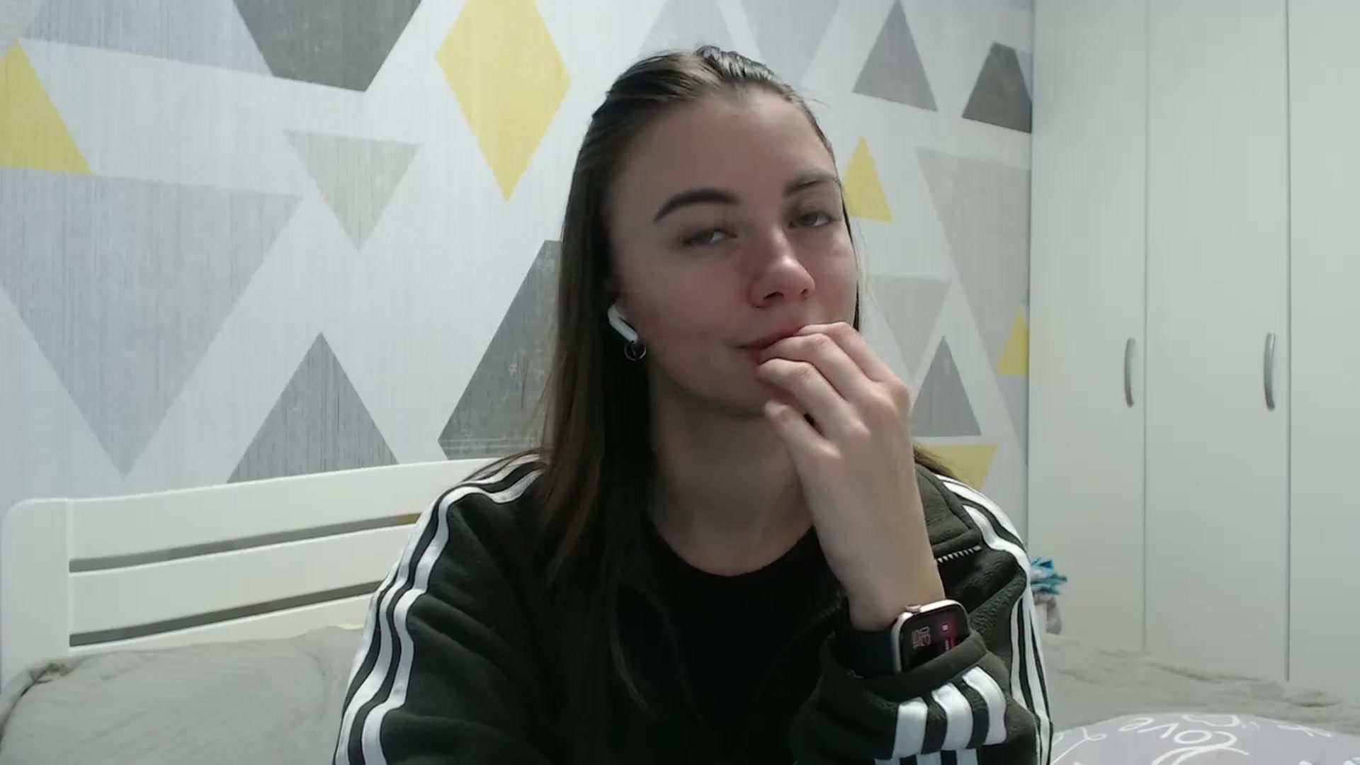 Gallery image thumbnail from Sulfate0's myfreecams stream on, 01/17/2026, 13:48 image 11 of 20