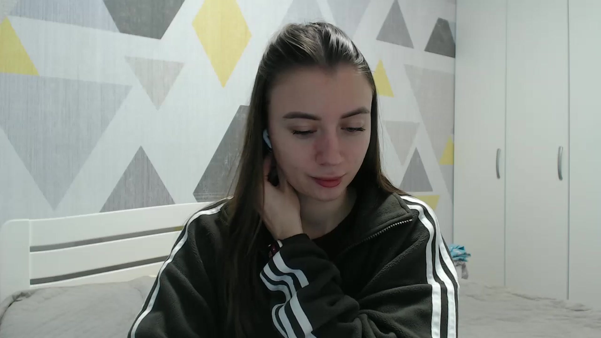 Gallery image thumbnail from Sulfate0's myfreecams stream on, 01/17/2026, 13:48 image 13 of 20