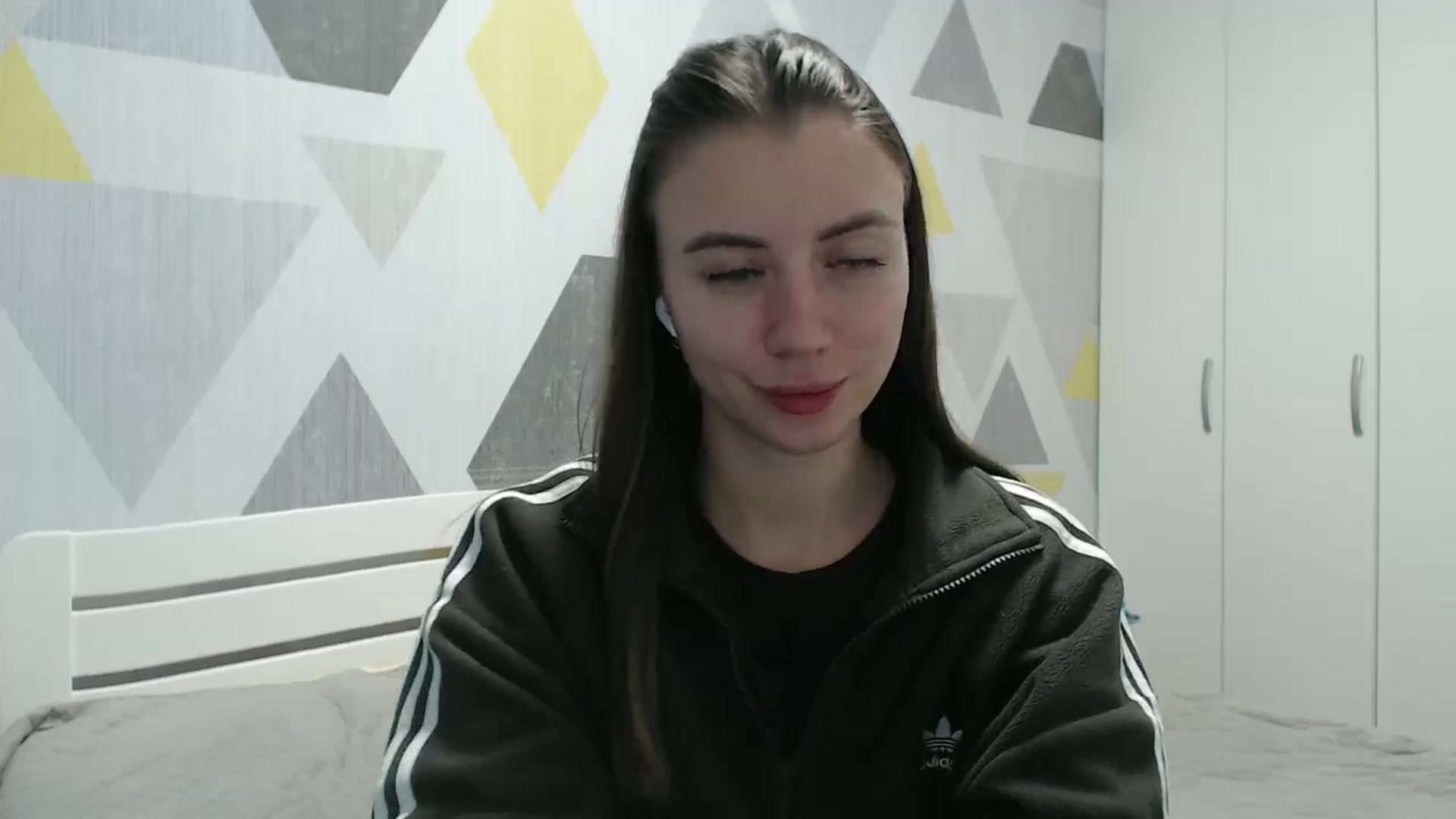 Gallery image thumbnail from Sulfate0's myfreecams stream on, 01/17/2026, 13:48 image 16 of 20