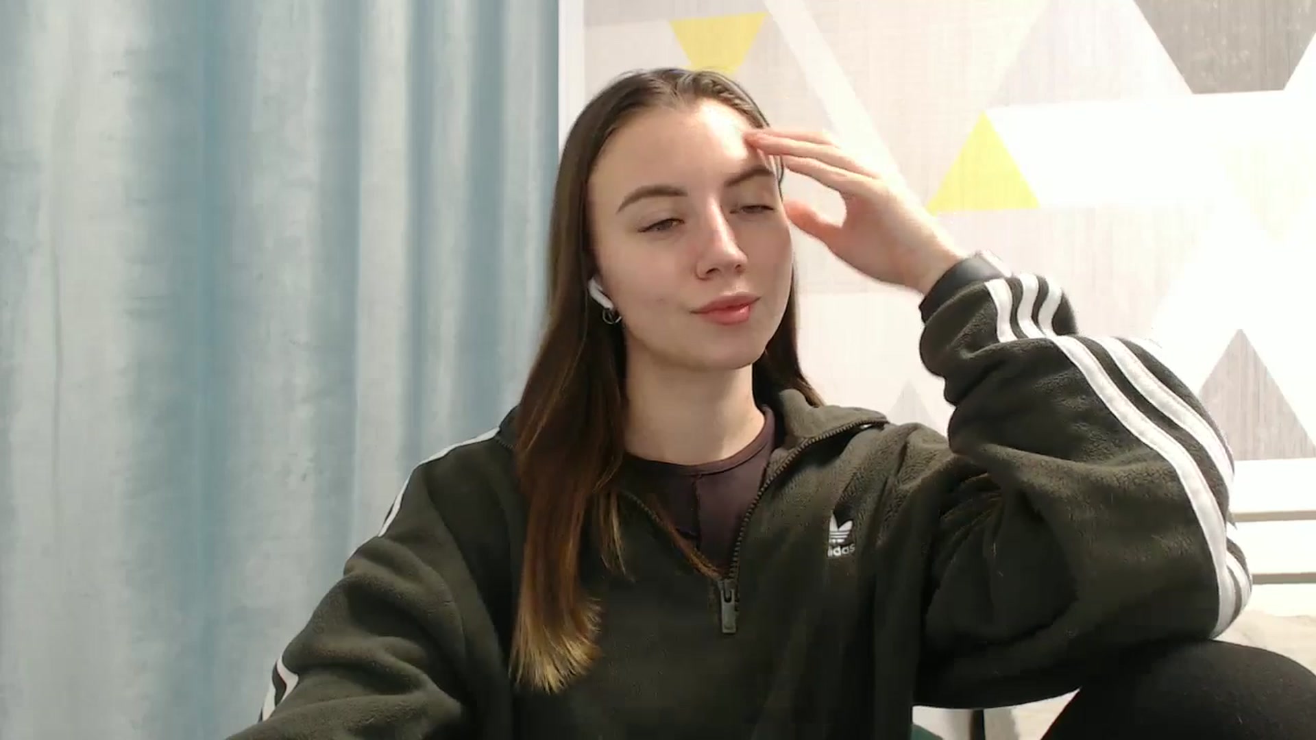 Gallery image thumbnail from Sulfate0's myfreecams stream on, 01/17/2026, 14:35 image 14 of 20