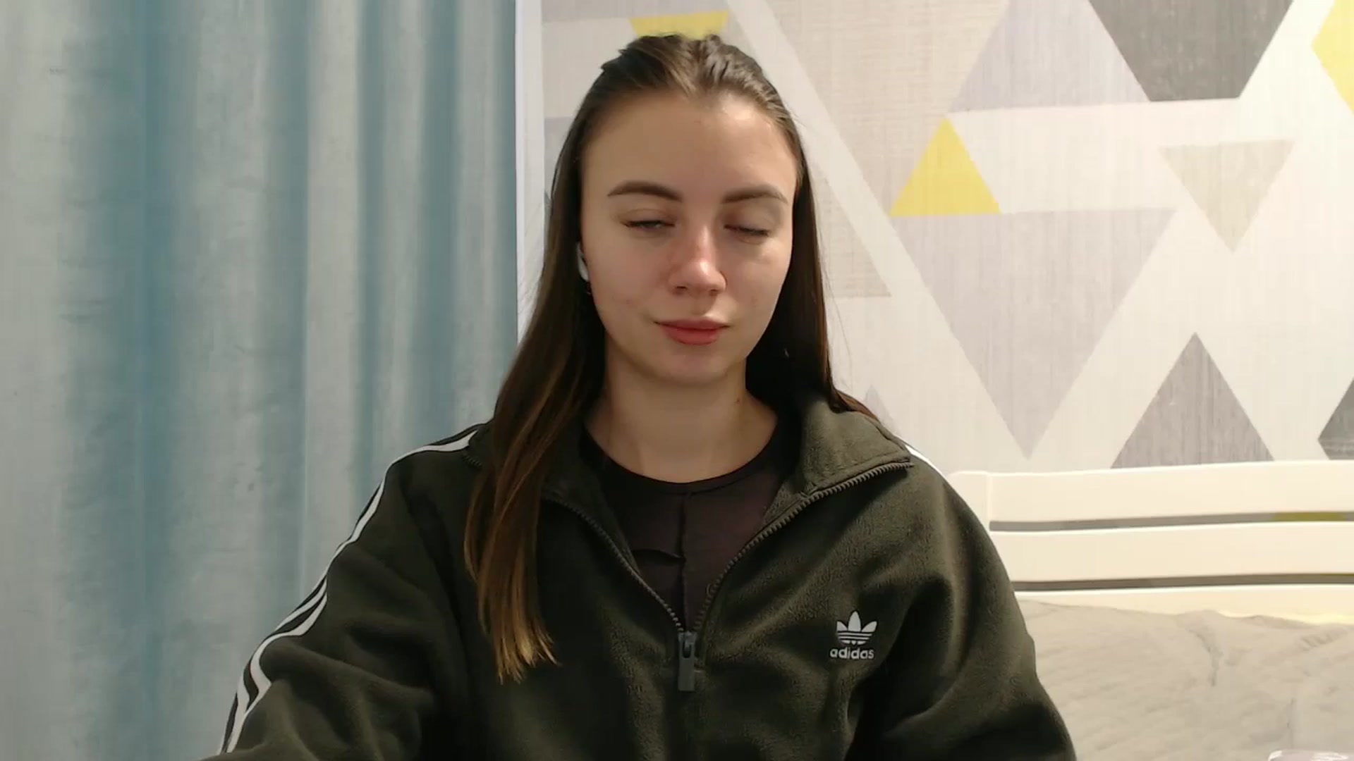 Gallery image thumbnail from Sulfate0's myfreecams stream on, 01/17/2026, 14:35 image 3 of 20