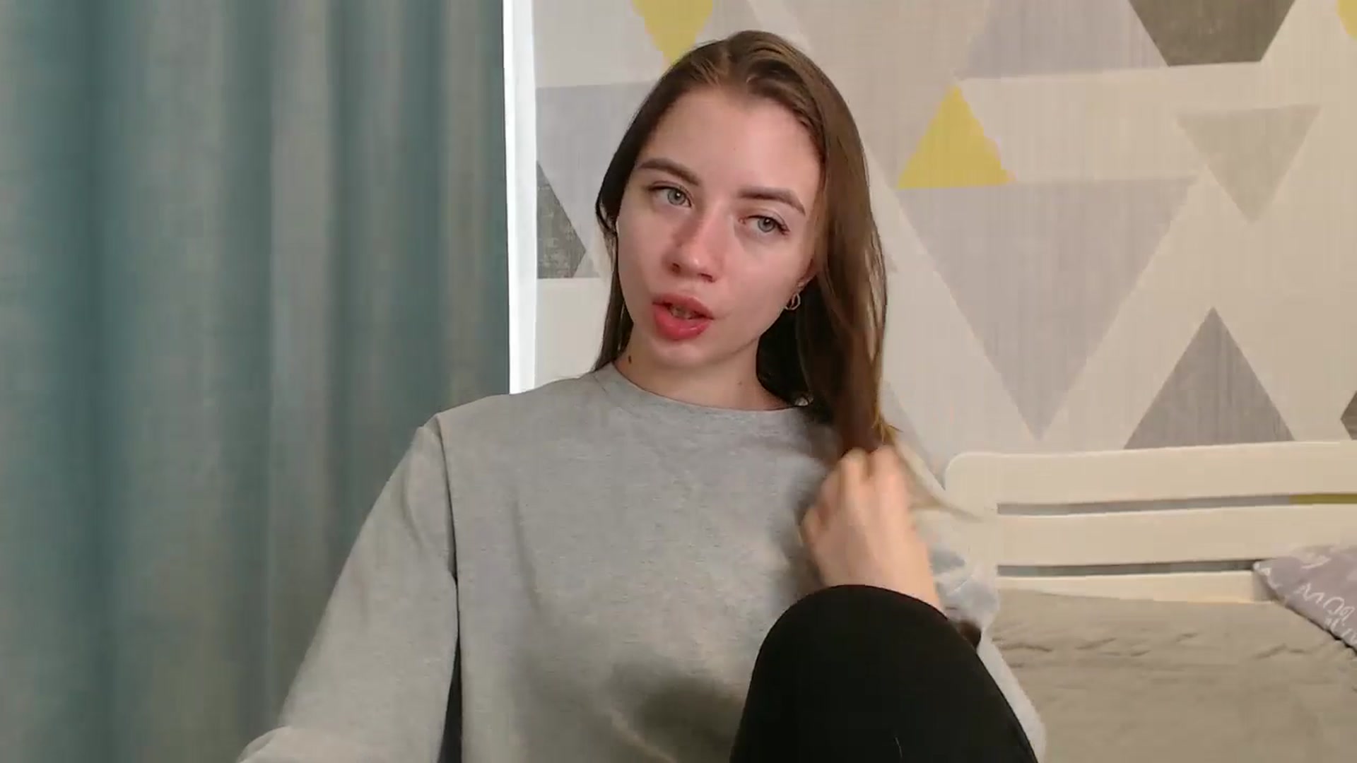 Gallery image thumbnail from Sulfate0's myfreecams stream on, 01/18/2026, 11:10 image 12 of 20