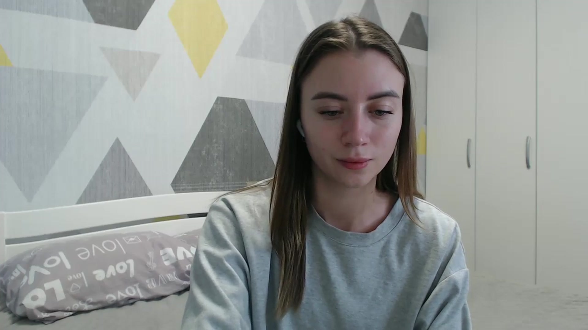Gallery image thumbnail from Sulfate0's myfreecams stream on, 01/18/2026, 12:31 image 2 of 20