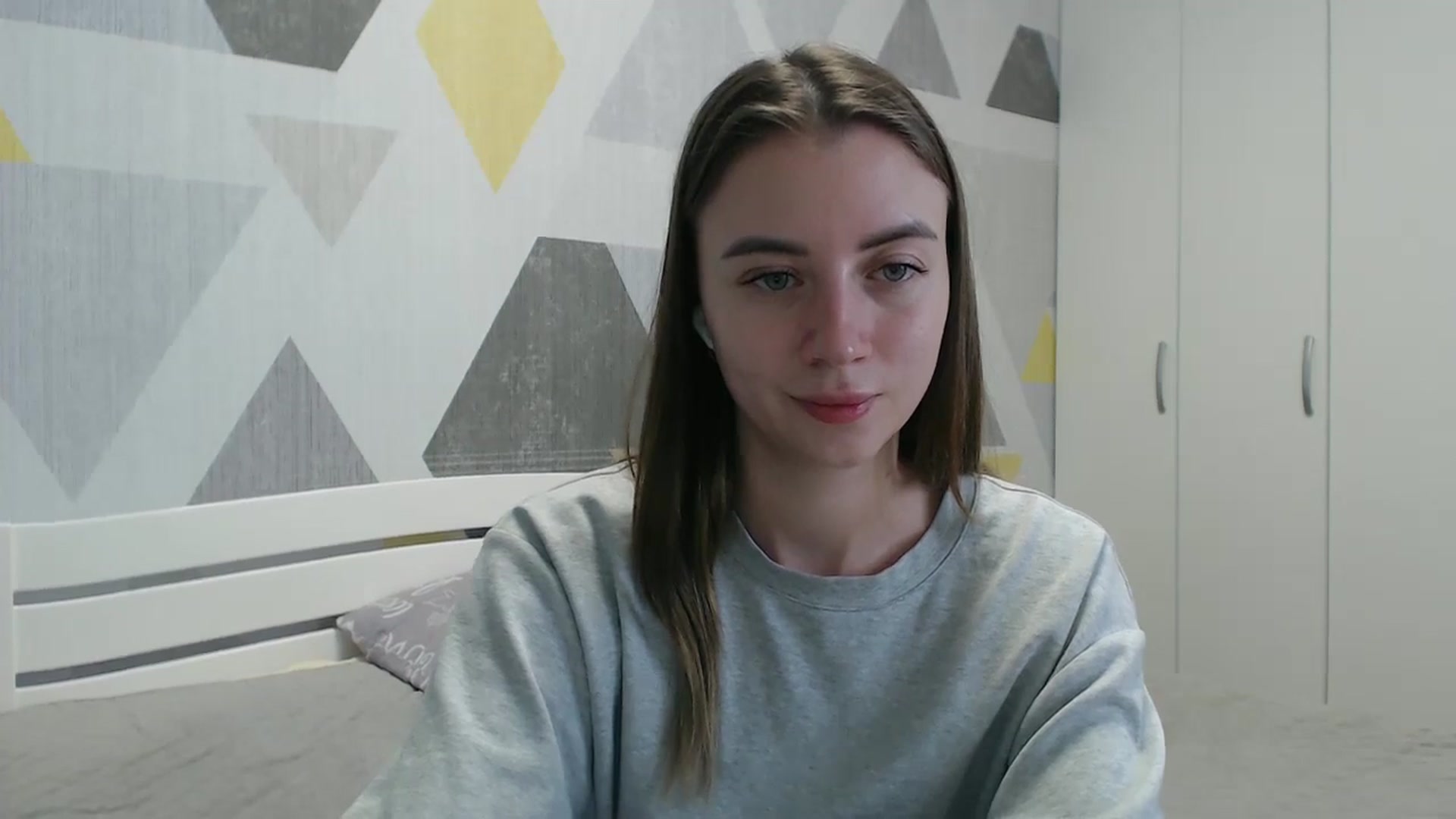 Gallery image thumbnail from Sulfate0's myfreecams stream on, 01/18/2026, 12:31 image 12 of 20