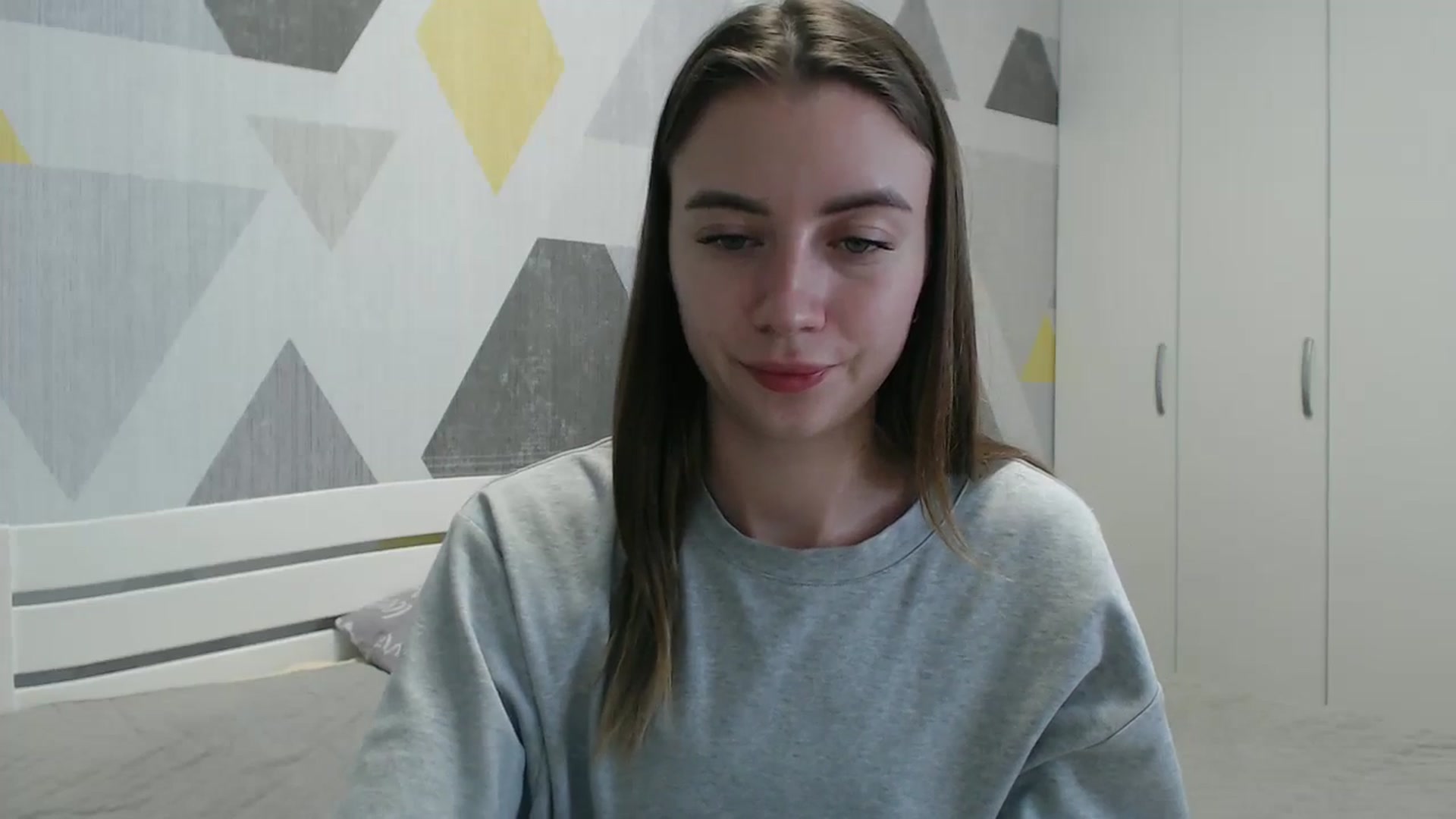 Gallery image thumbnail from Sulfate0's myfreecams stream on, 01/18/2026, 12:31 image 17 of 20