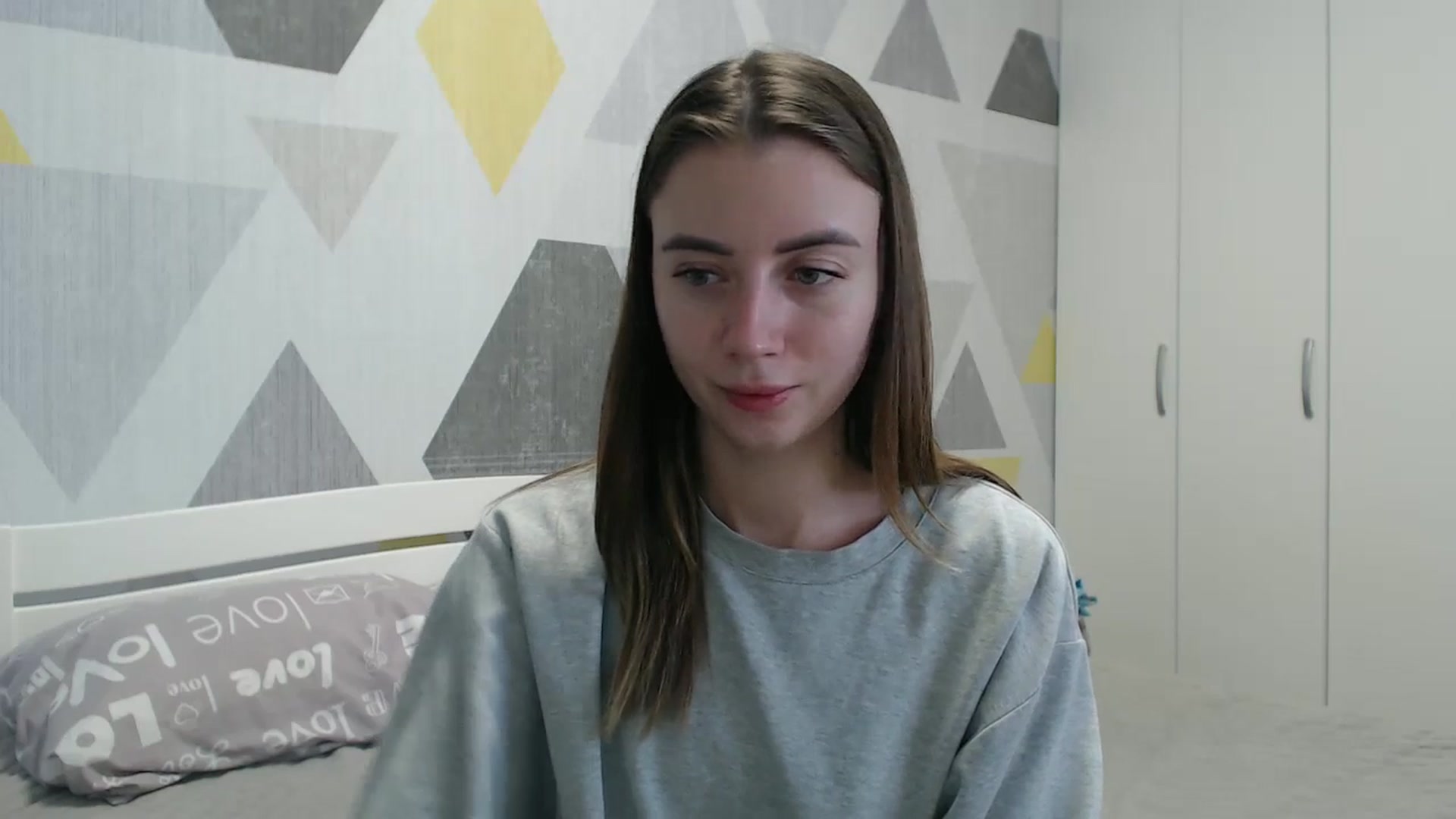 Gallery image thumbnail from Sulfate0's myfreecams stream on, 01/18/2026, 12:31 image 3 of 20