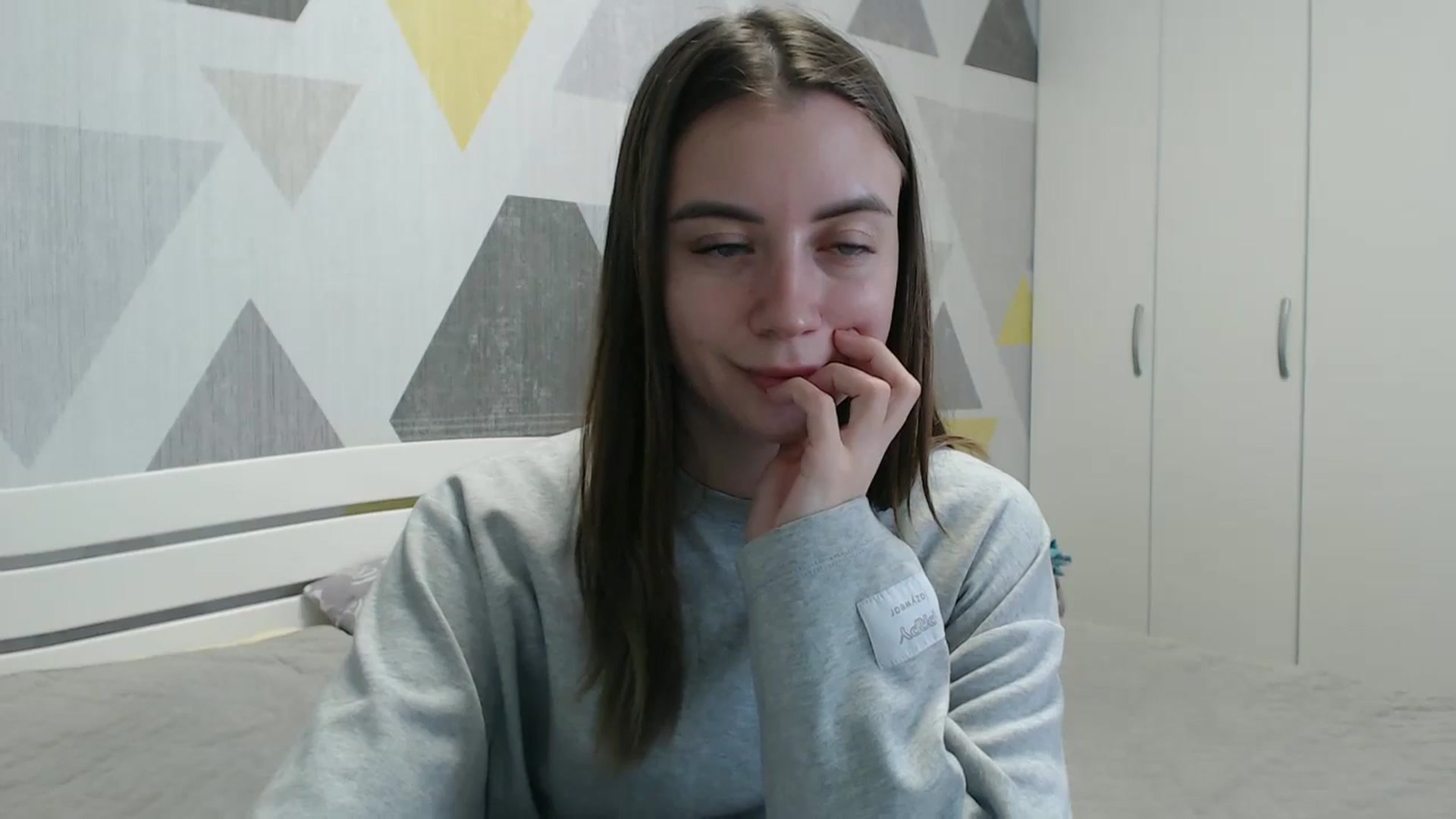 Gallery image thumbnail from Sulfate0's myfreecams stream on, 01/18/2026, 13:33 image 19 of 20