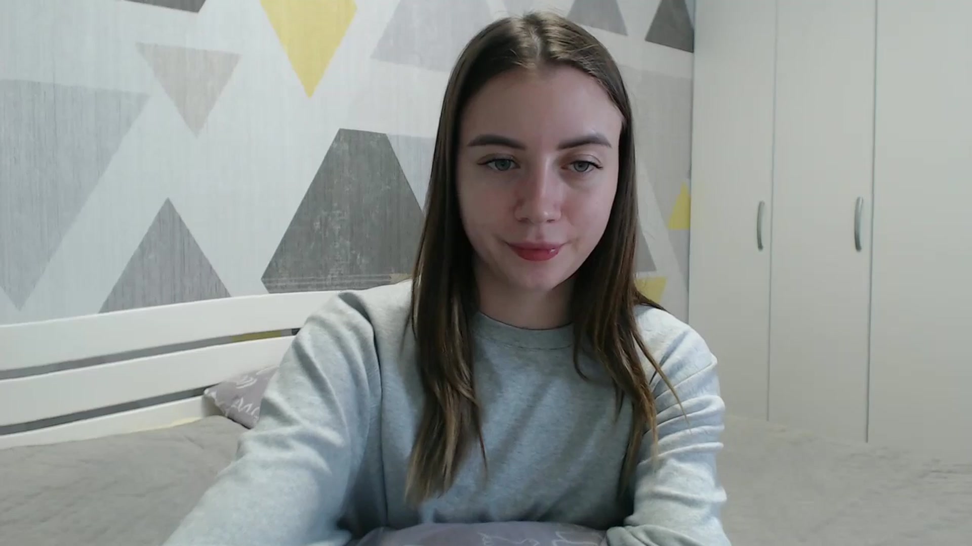 Gallery image thumbnail from Sulfate0's myfreecams stream on, 01/18/2026, 13:33 image 14 of 20