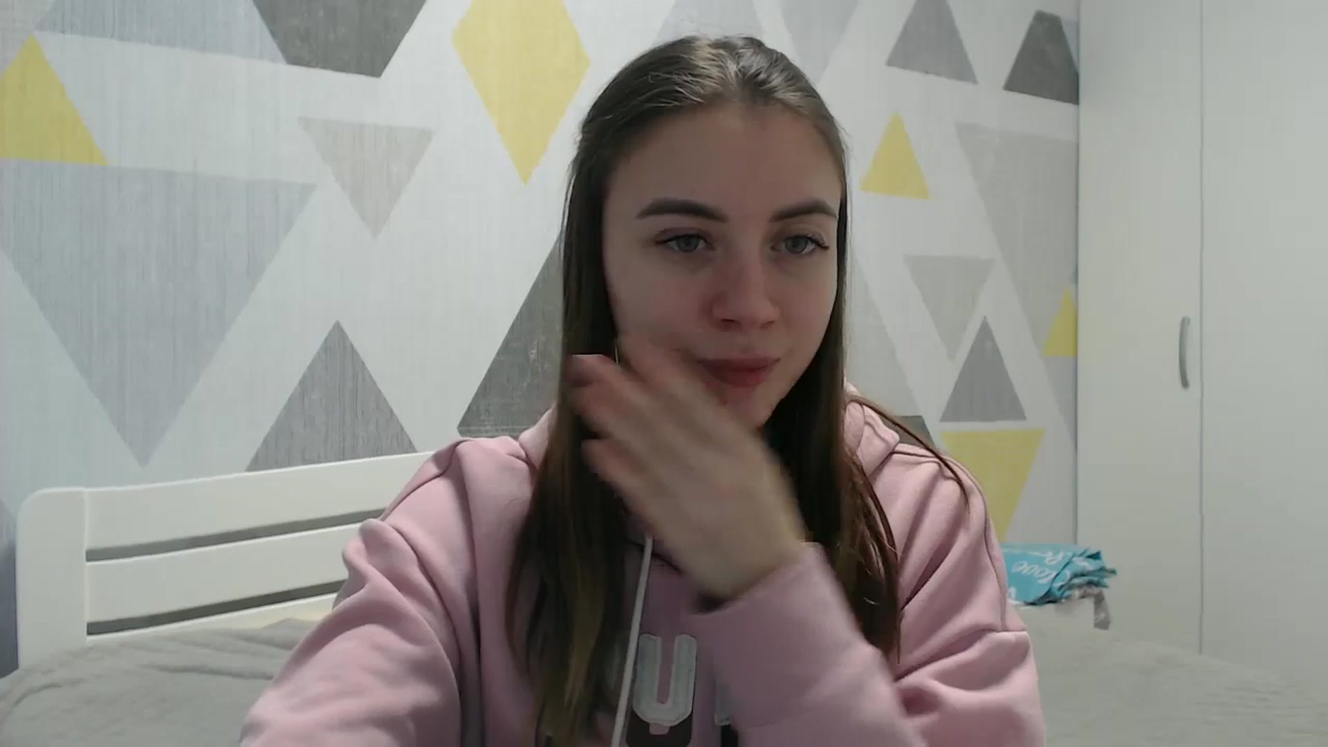 Gallery image thumbnail from Sulfate0's myfreecams stream on, 01/22/2026, 11:25 image 9 of 20