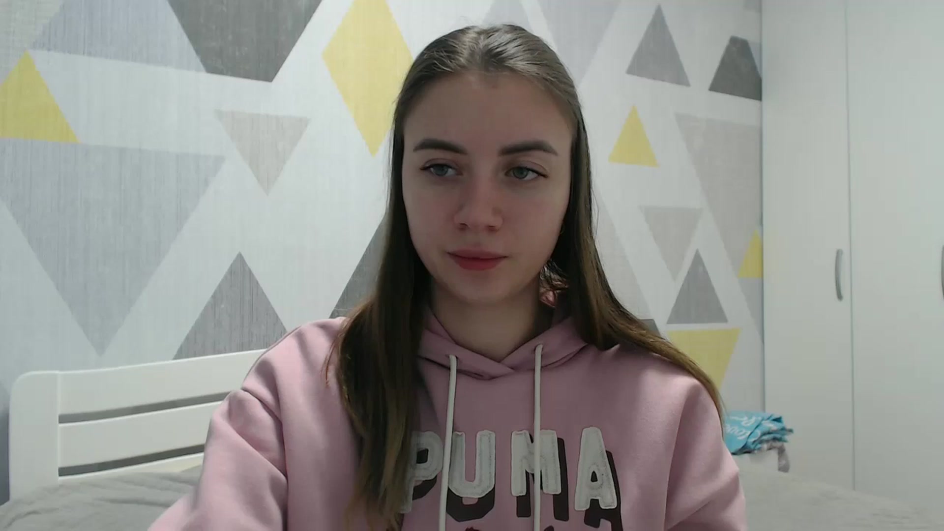 Gallery image thumbnail from Sulfate0's myfreecams stream on, 01/22/2026, 11:25 image 17 of 20