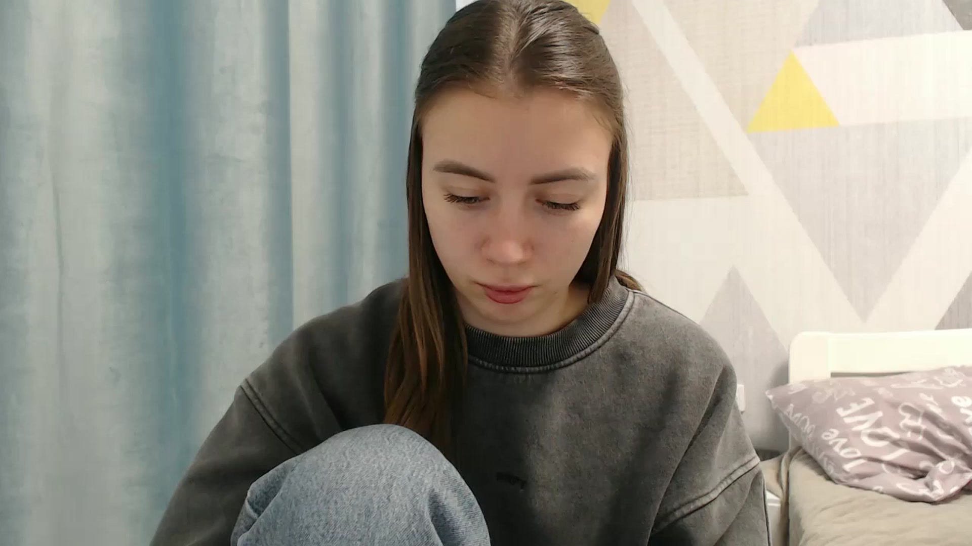 Gallery image thumbnail from Sulfate0's myfreecams stream on, 01/26/2026, 12:11 image 18 of 20