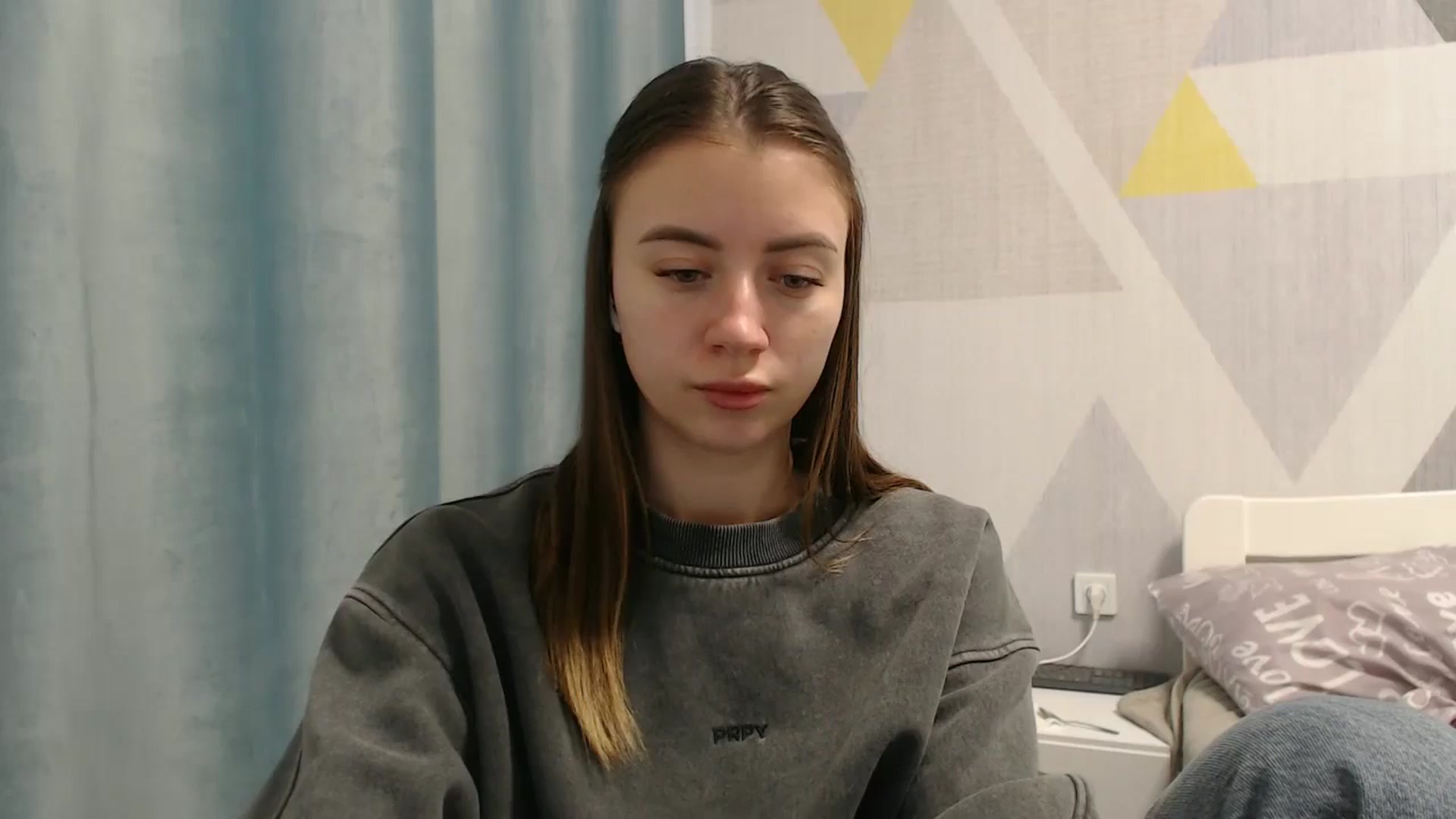 Gallery image thumbnail from Sulfate0's myfreecams stream on, 01/26/2026, 12:11 image 1 of 20