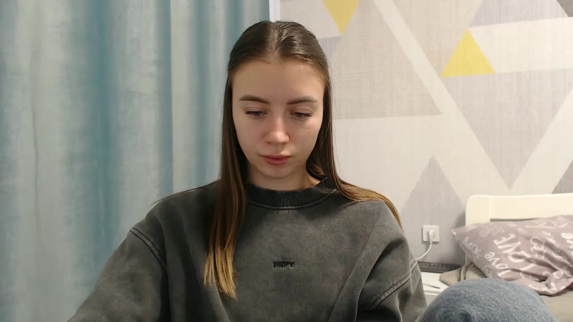 Gallery image thumbnail from Sulfate0's myfreecams stream on, 01/26/2026, 12:11 image 15 of 20