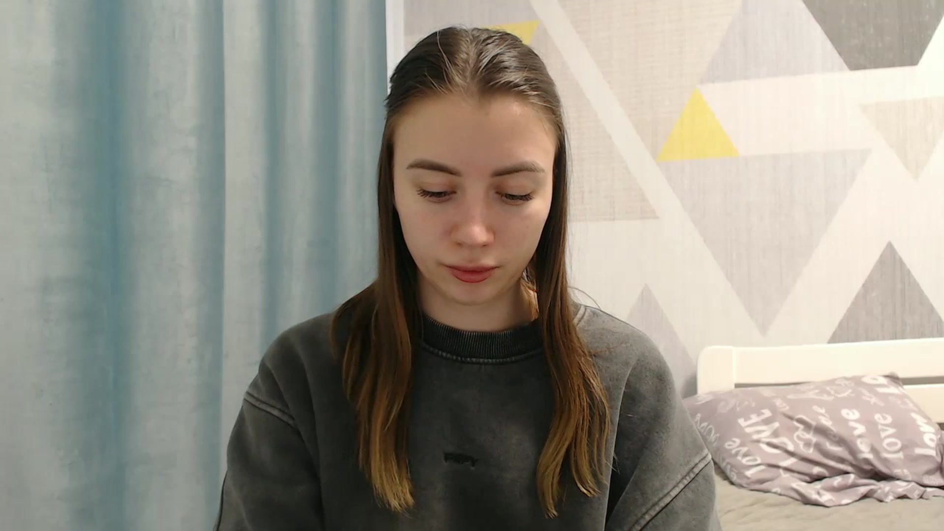 Gallery image thumbnail from Sulfate0's myfreecams stream on, 01/26/2026, 13:18 image 18 of 20