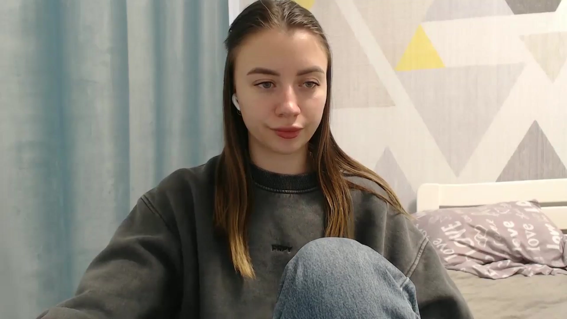 Gallery image thumbnail from Sulfate0's myfreecams stream on, 01/26/2026, 13:18 image 8 of 20
