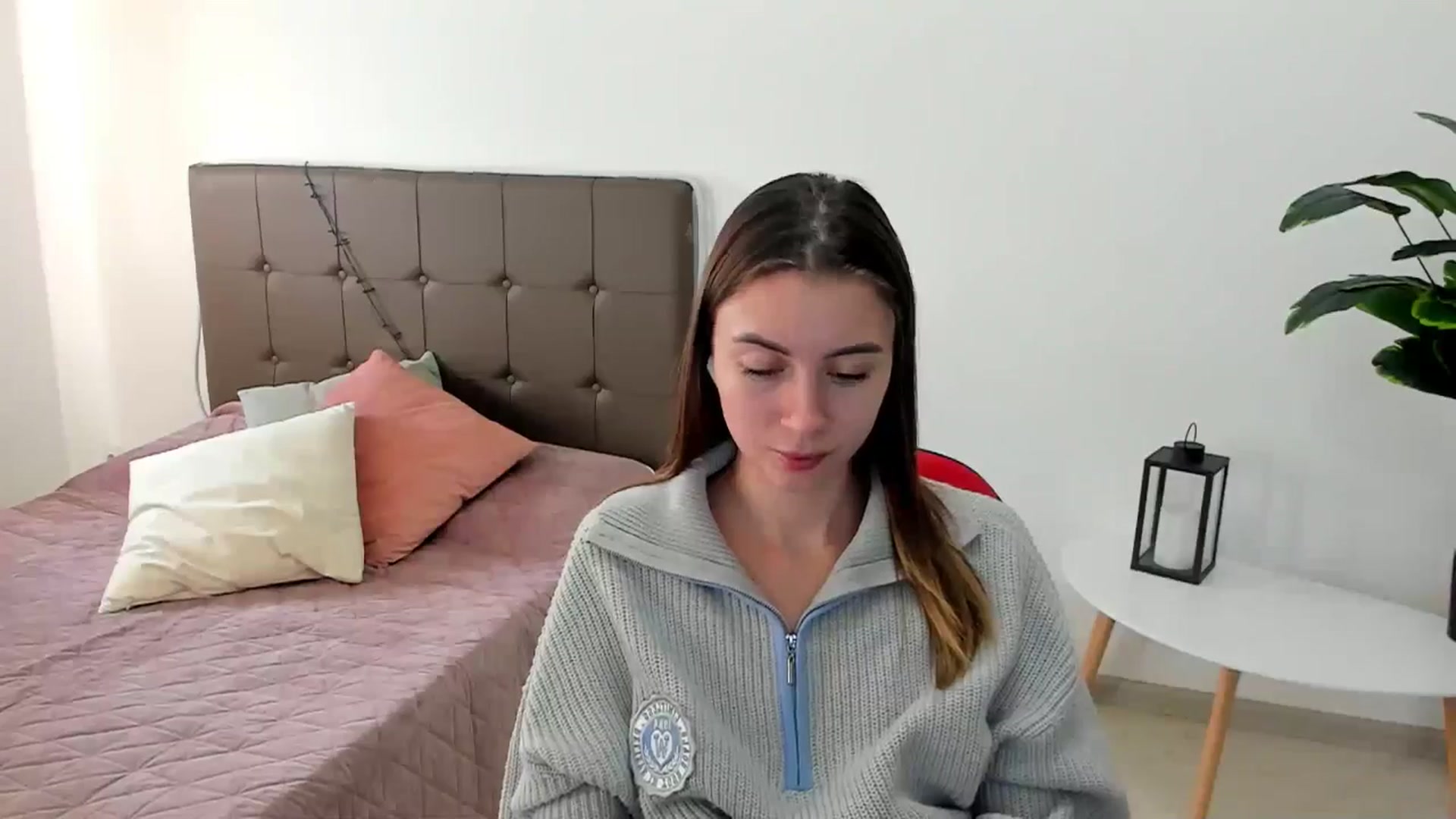Gallery image thumbnail from Sulfate0's myfreecams stream on, 02/02/2026, 13:05 image 19 of 20