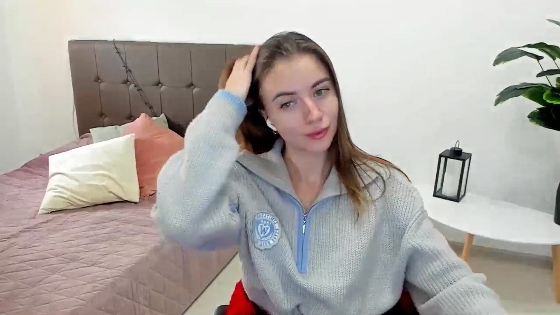 Gallery image thumbnail from Sulfate0's myfreecams stream on, 02/02/2026, 13:48 image 16 of 20