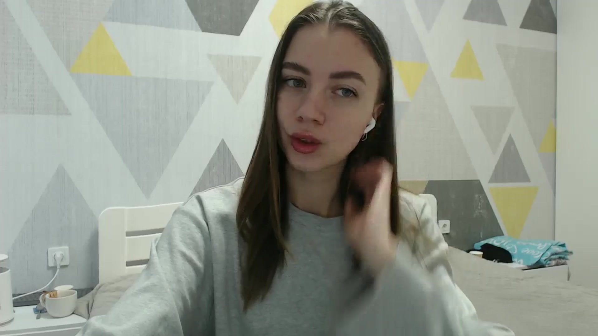 Gallery image thumbnail from Sulfate0's myfreecams stream on, 02/04/2026, 09:38 image 9 of 20
