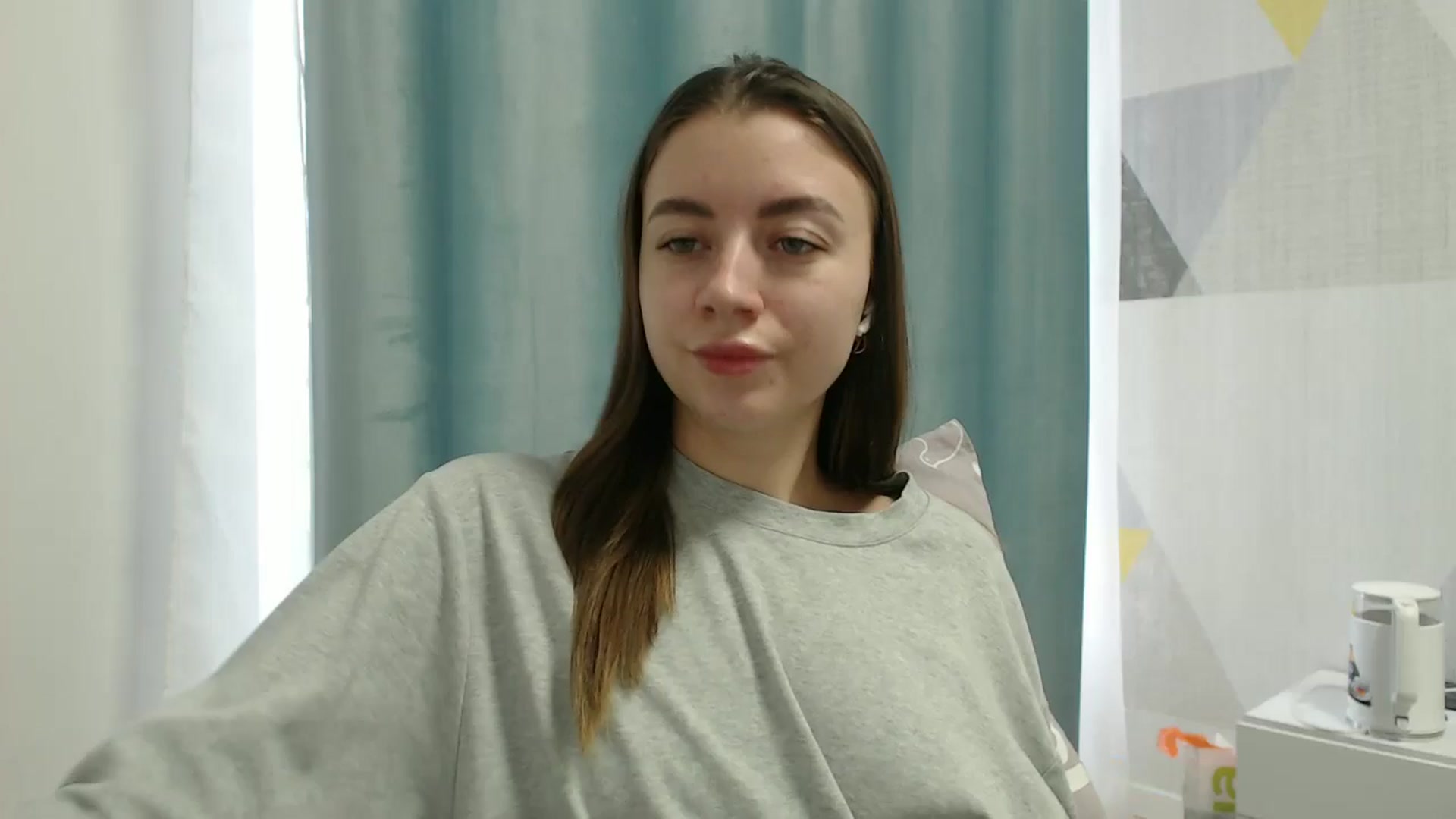Gallery image thumbnail from Sulfate0's myfreecams stream on, 02/04/2026, 10:19 image 2 of 20
