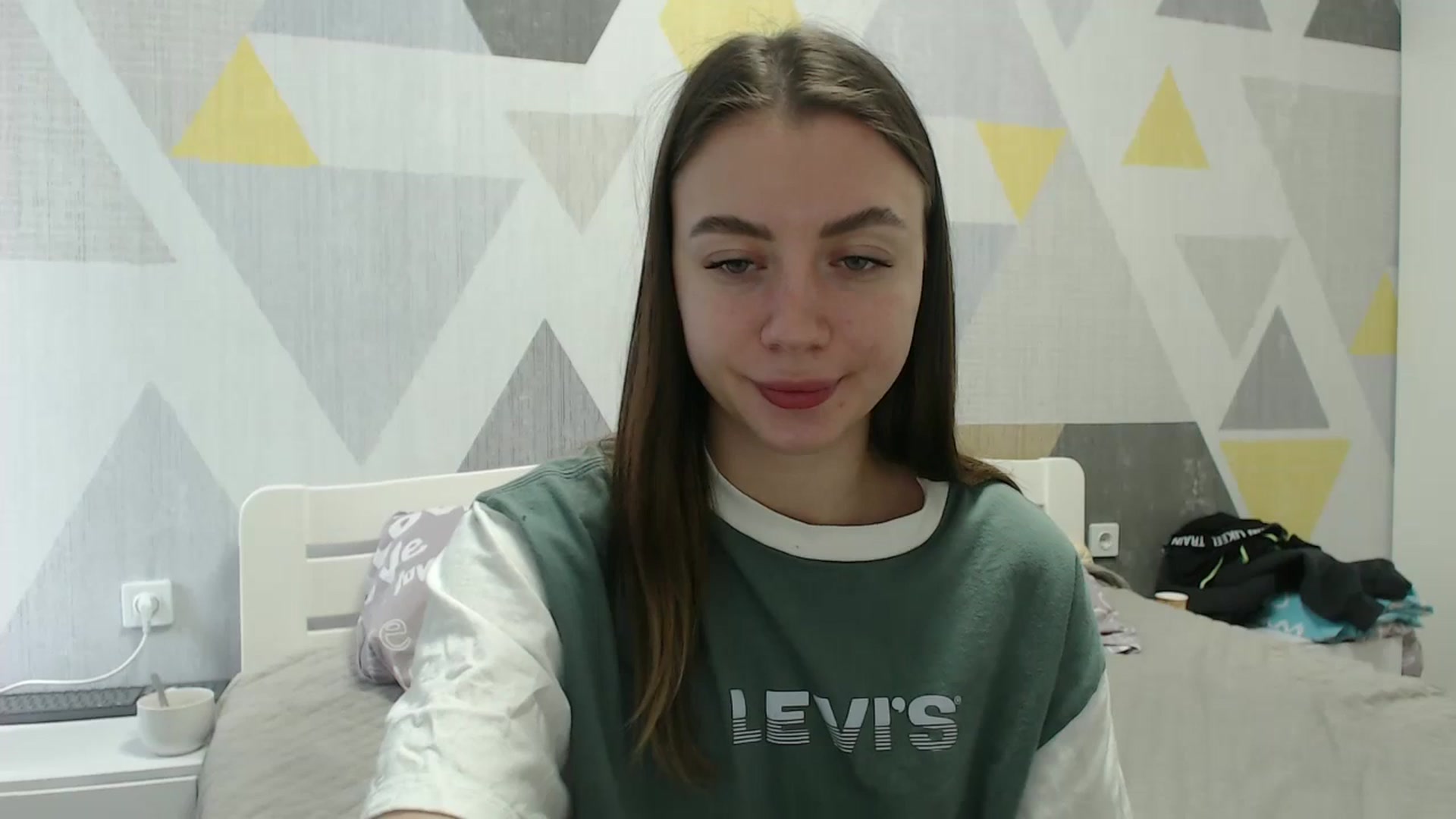 Gallery image thumbnail from Sulfate0's myfreecams stream on, 02/05/2026, 11:13 image 11 of 20