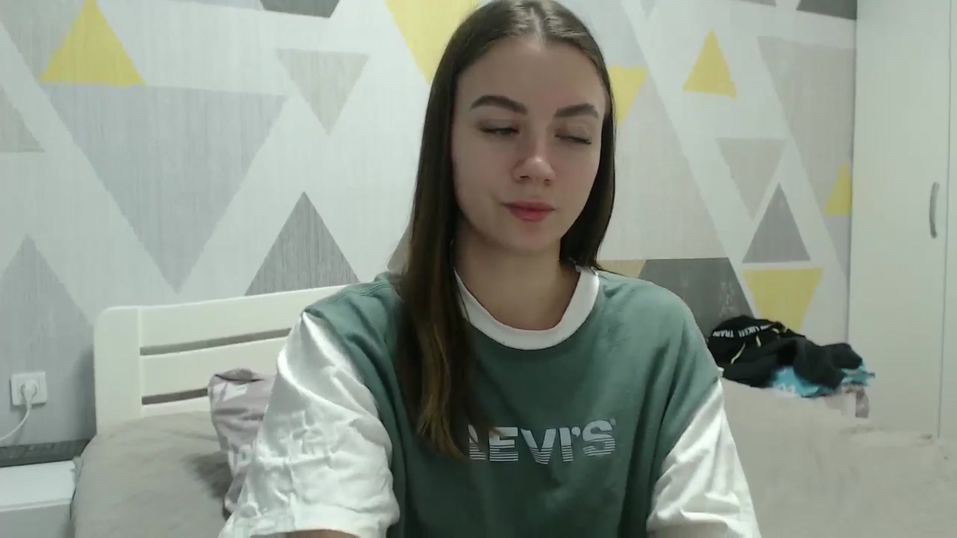 Gallery image thumbnail from Sulfate0's myfreecams stream on, 02/05/2026, 14:19 image 17 of 20