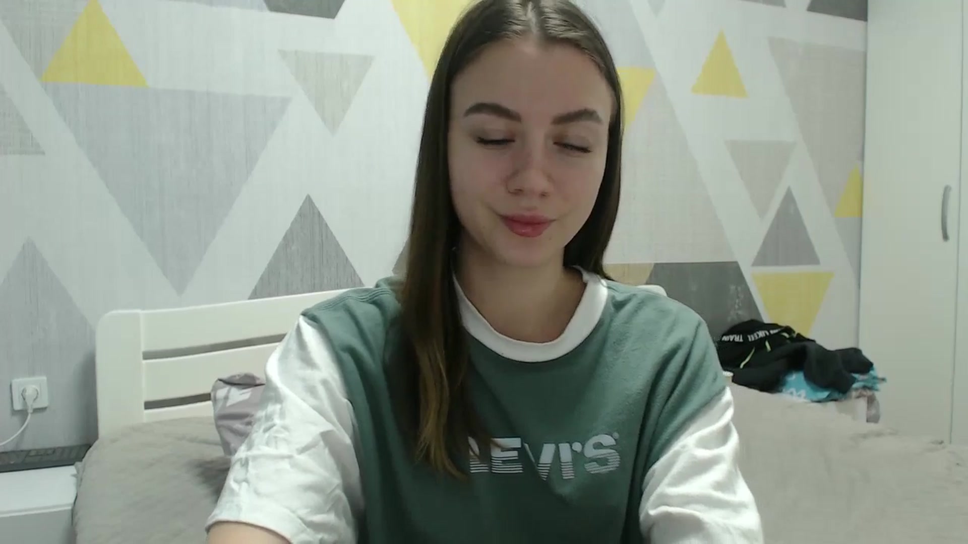Gallery image thumbnail from Sulfate0's myfreecams stream on, 02/05/2026, 14:19 image 16 of 20