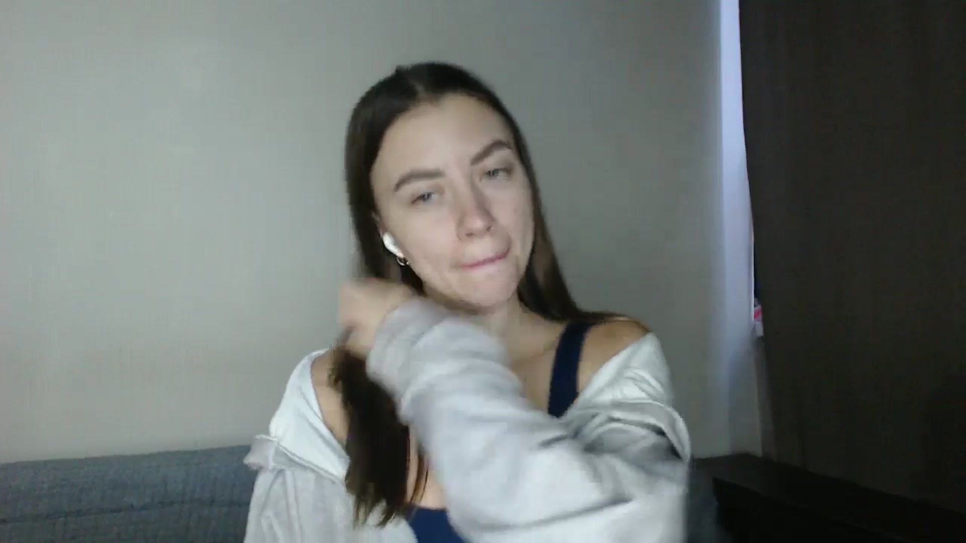 Gallery image thumbnail from Sulfate0's myfreecams stream on, 02/12/2026, 15:14 image 14 of 20