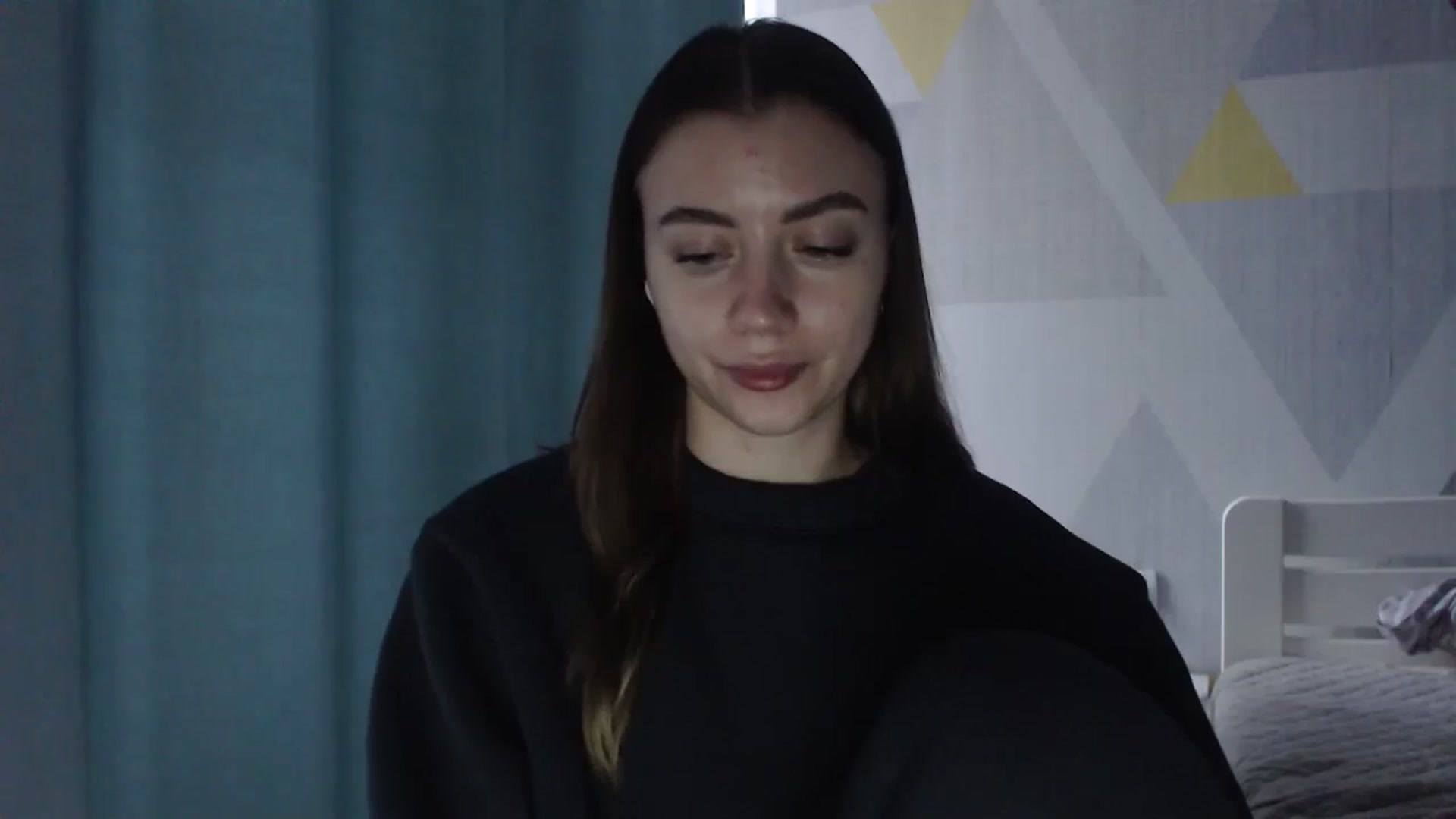 Gallery image thumbnail from Sulfate0's myfreecams stream on, 02/18/2026, 12:36 image 13 of 20
