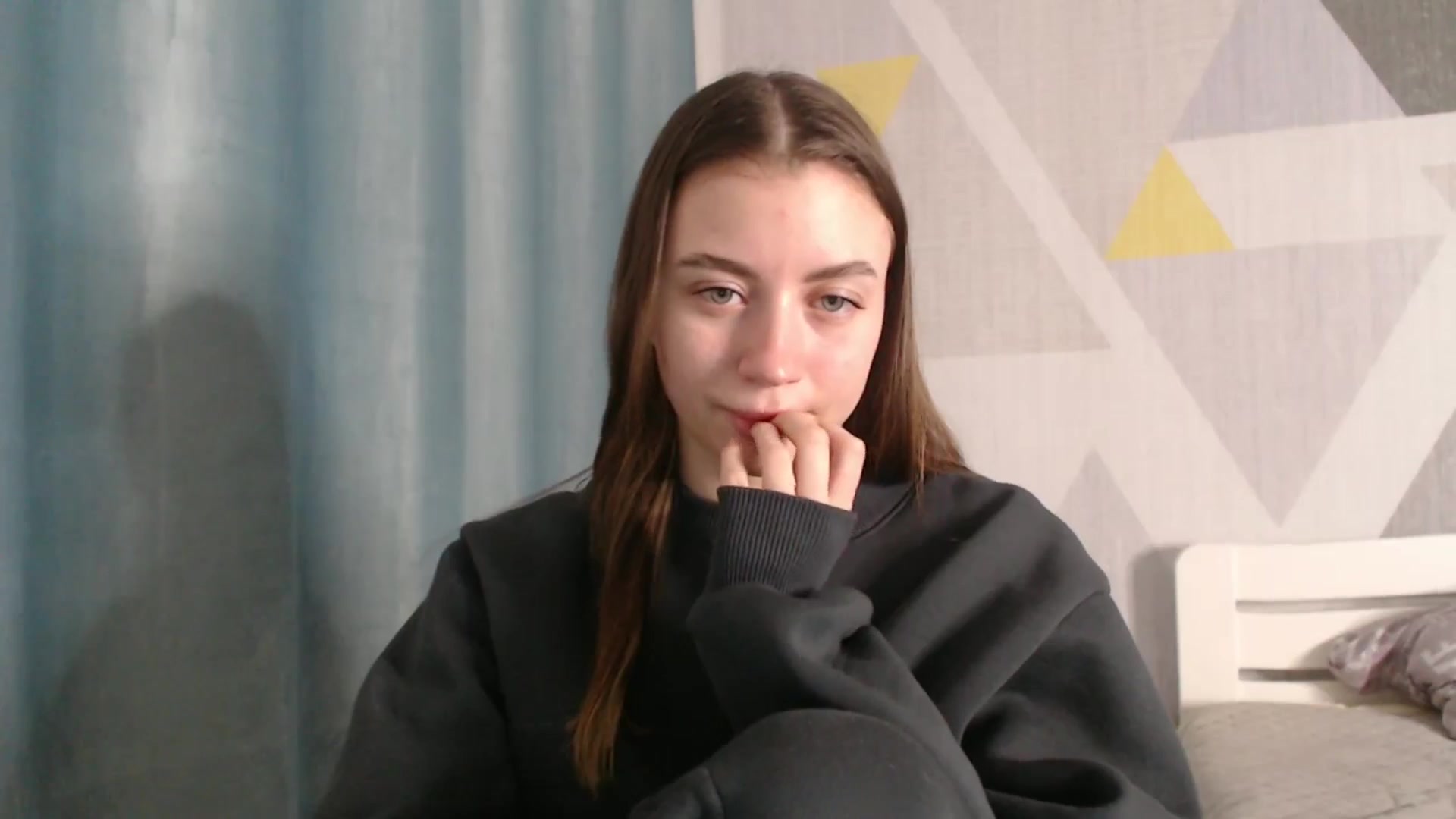 Gallery image thumbnail from Sulfate0's myfreecams stream on, 02/18/2026, 16:44 image 16 of 20