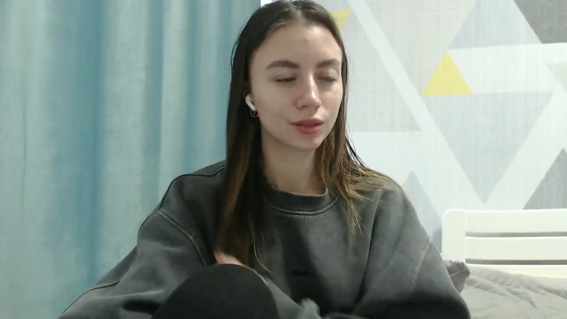 Gallery image thumbnail from Sulfate0's myfreecams stream on, 02/20/2026, 11:13 image 16 of 20