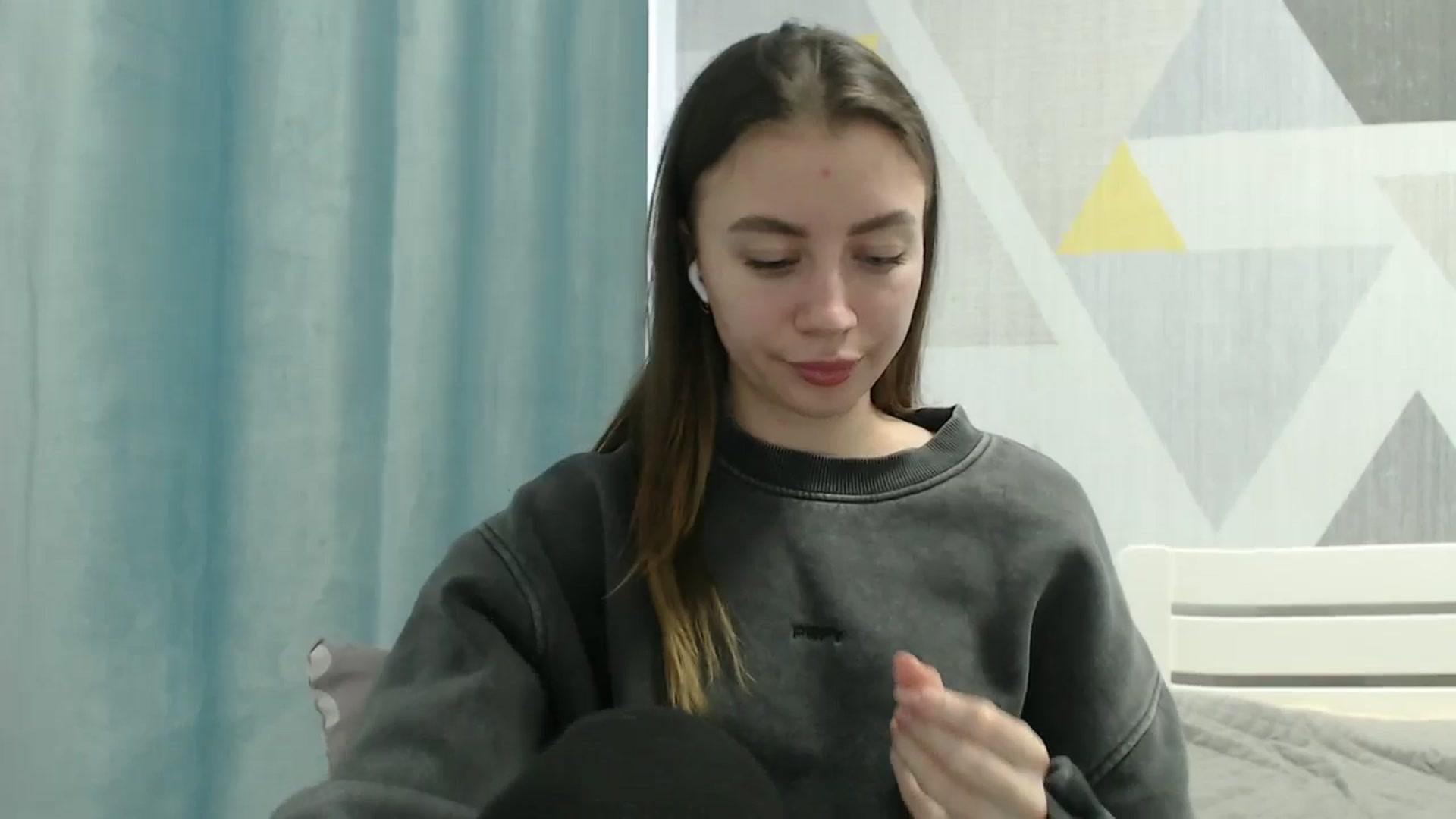 Gallery image thumbnail from Sulfate0's myfreecams stream on, 02/20/2026, 12:54 image 14 of 20