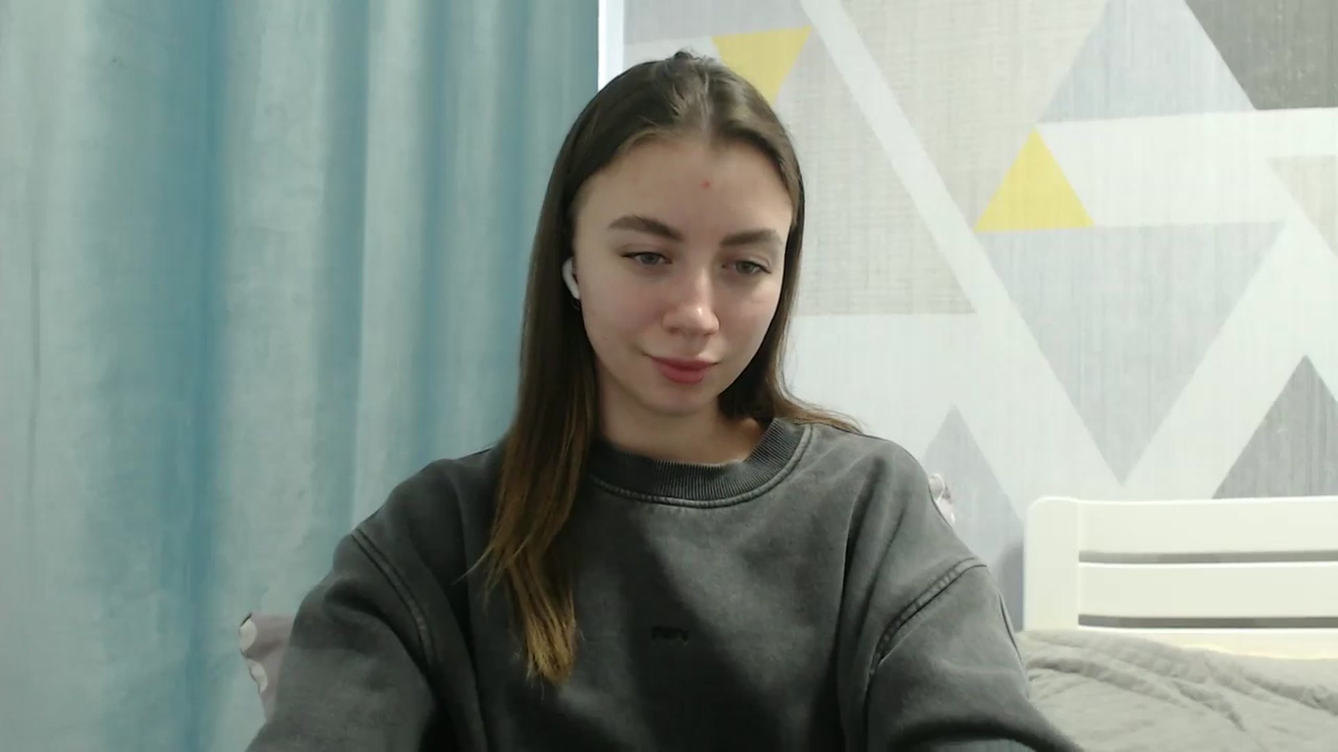 Gallery image thumbnail from Sulfate0's myfreecams stream on, 02/20/2026, 12:54 image 19 of 20