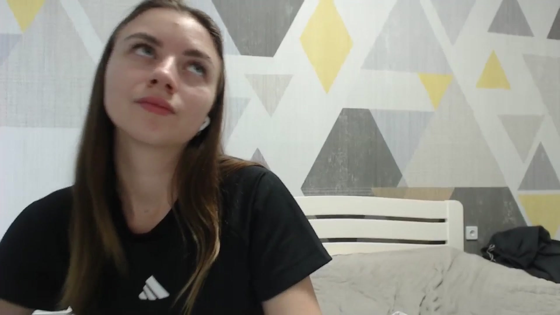 Gallery image thumbnail from Sulfate0's myfreecams stream on, 02/21/2026, 12:57 image 17 of 20