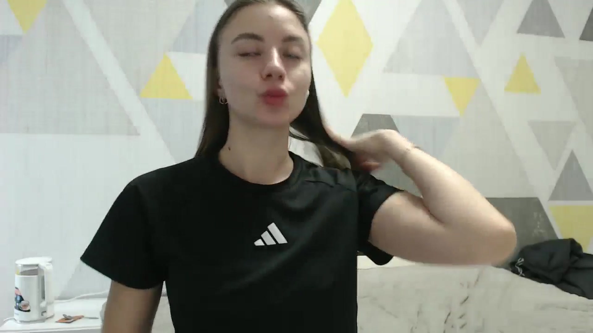 Gallery image thumbnail from Sulfate0's myfreecams stream on, 02/21/2026, 12:57 image 7 of 20