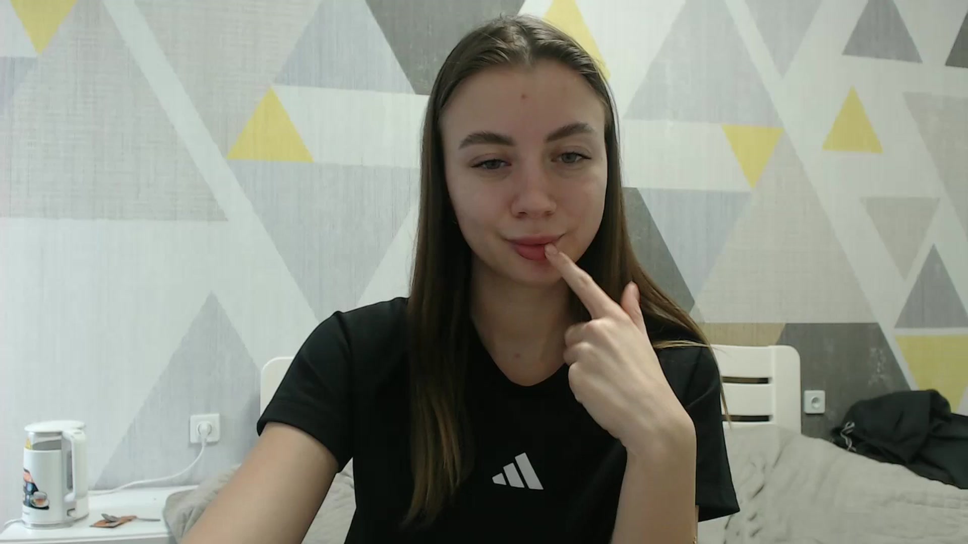 Gallery image thumbnail from Sulfate0's myfreecams stream on, 02/21/2026, 12:57 image 12 of 20